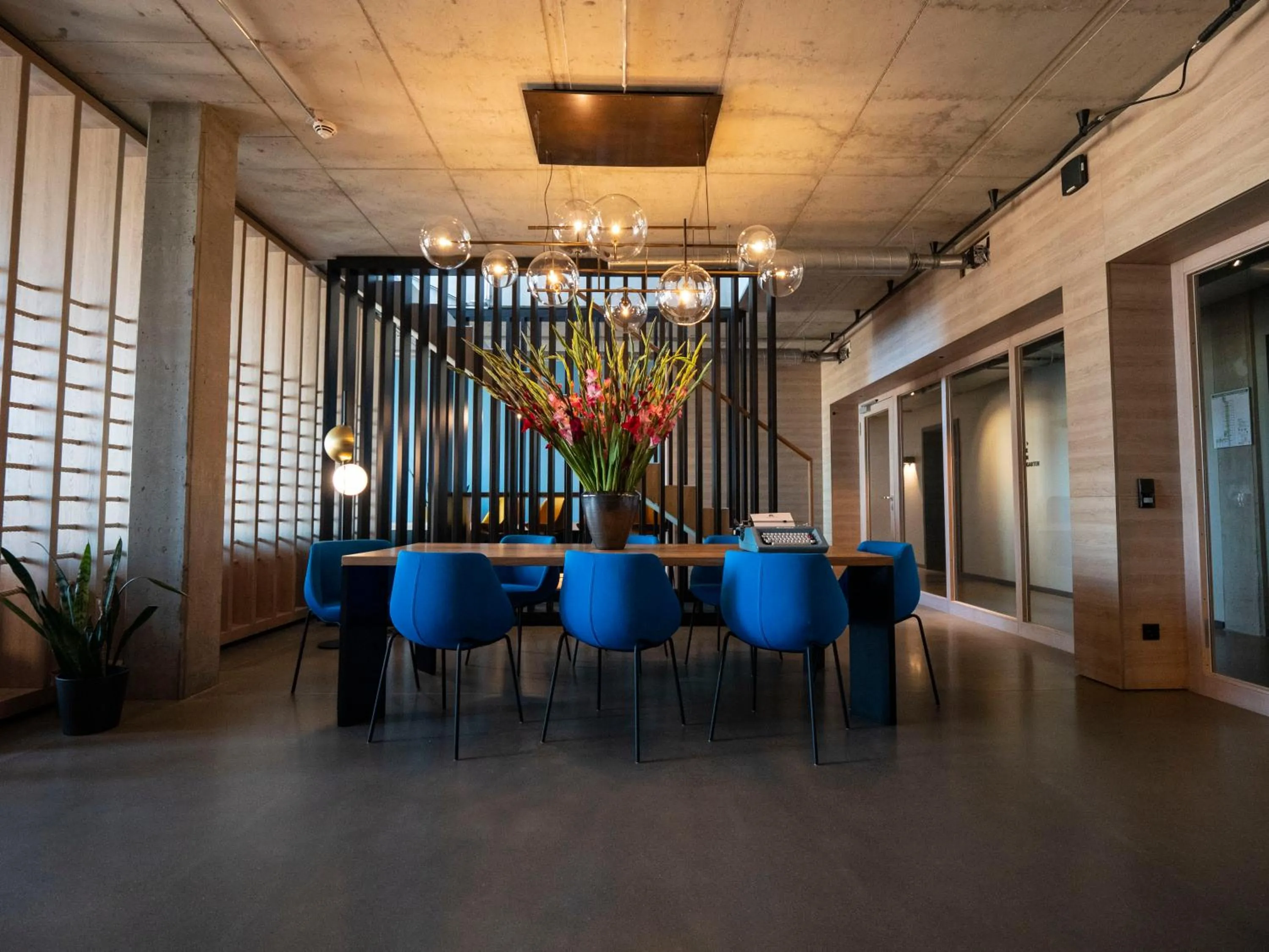 Communal lounge/ TV room in Koncept Hotel Josefine