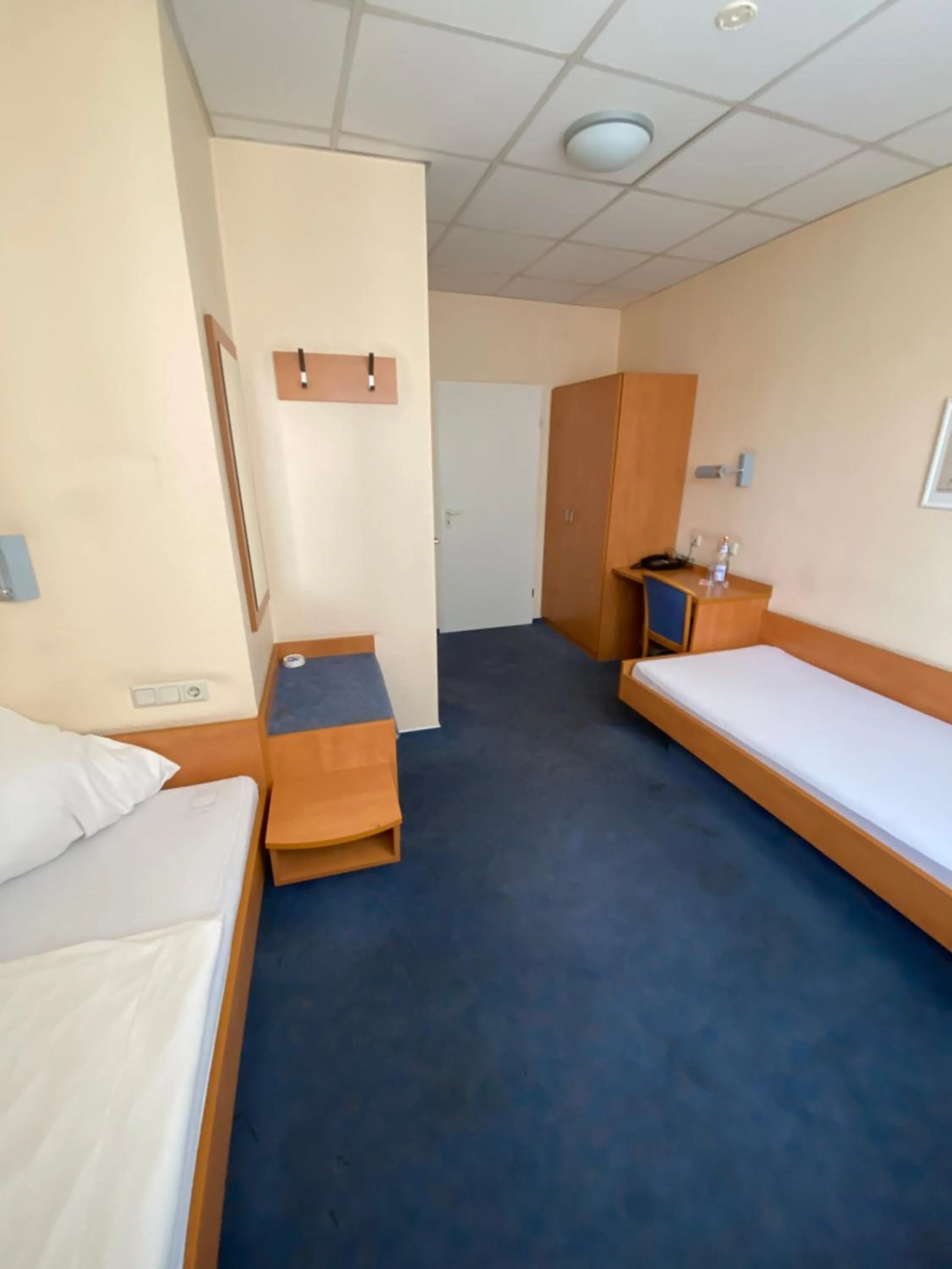 Photo of the whole room, Bed in Hotel Montan