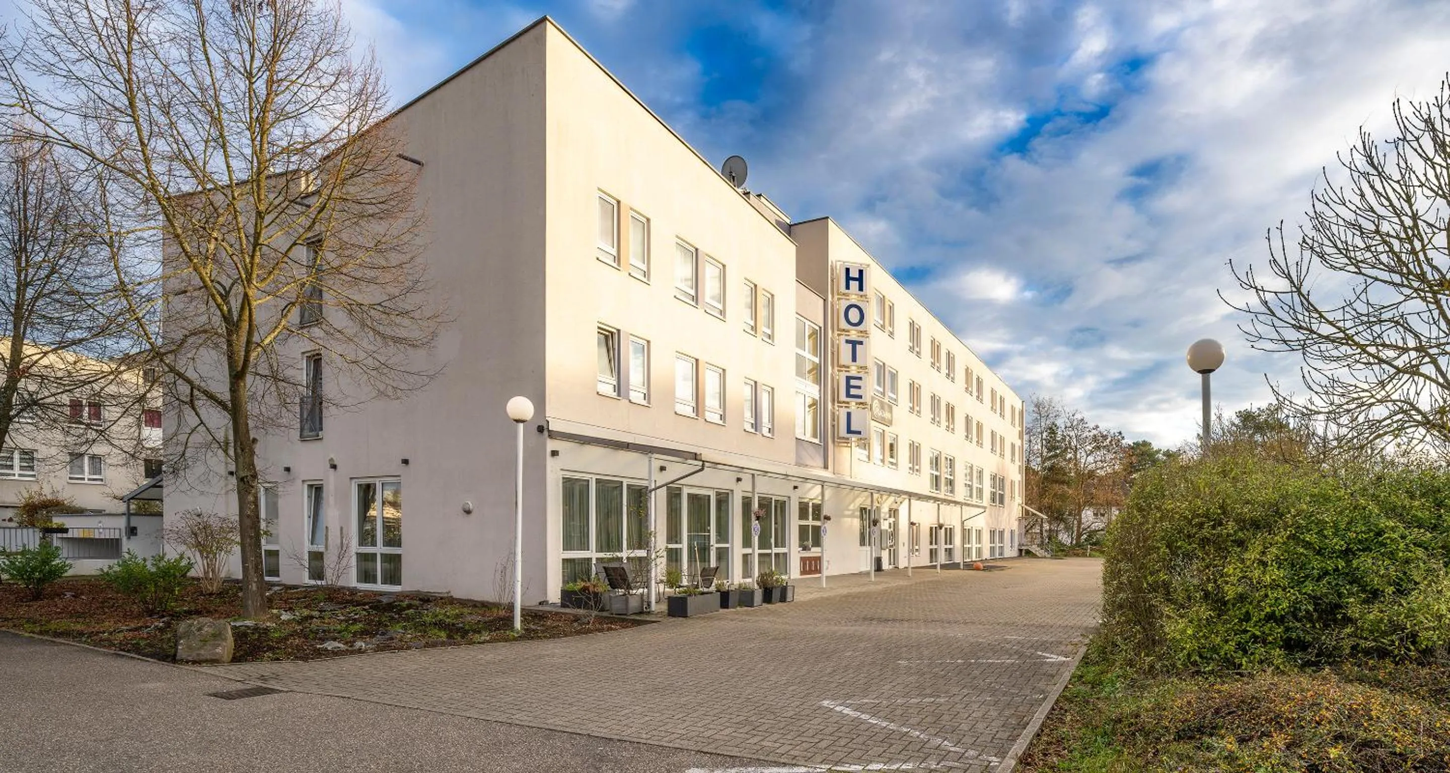 Property building in PLAZA INN Karlsruhe Nord
