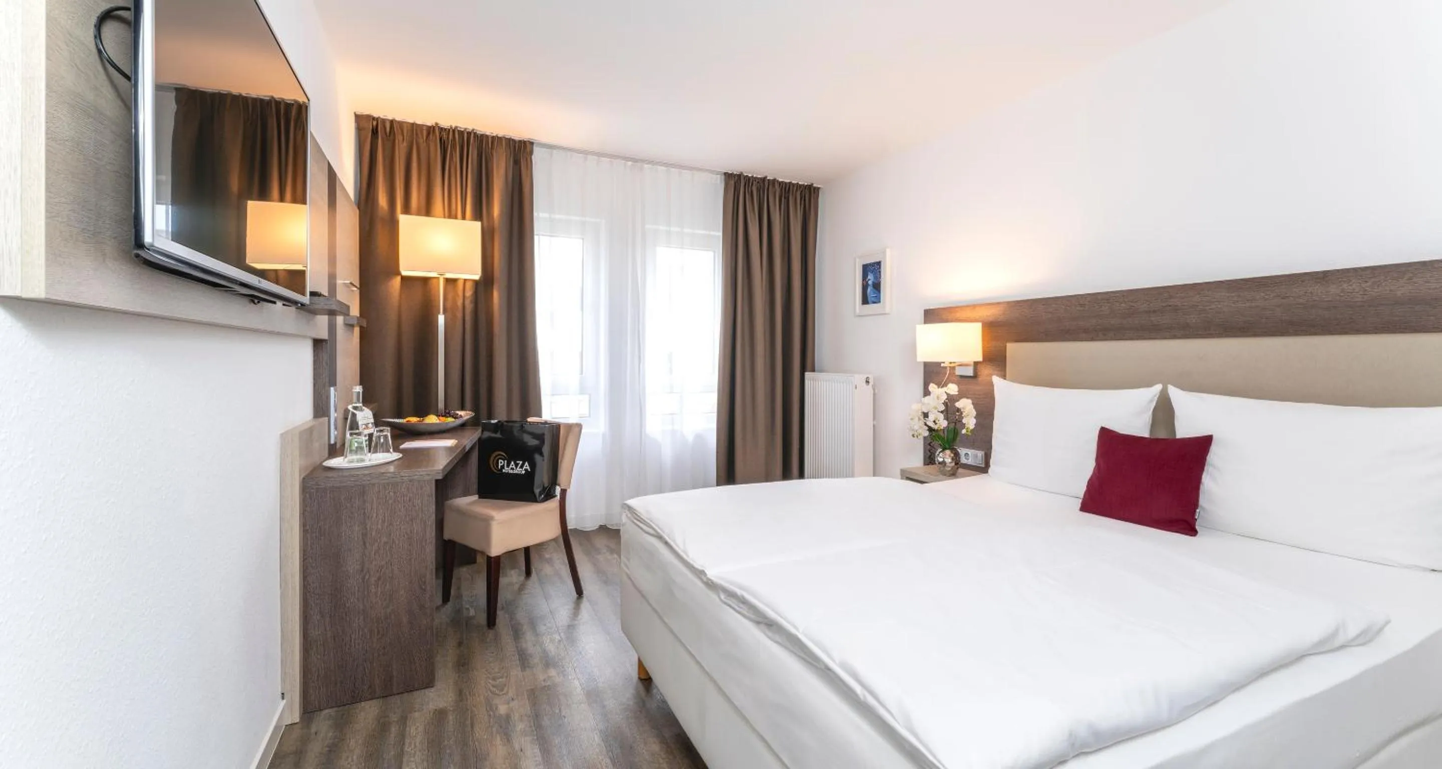 Bedroom, Bed in PLAZA INN Karlsruhe Nord