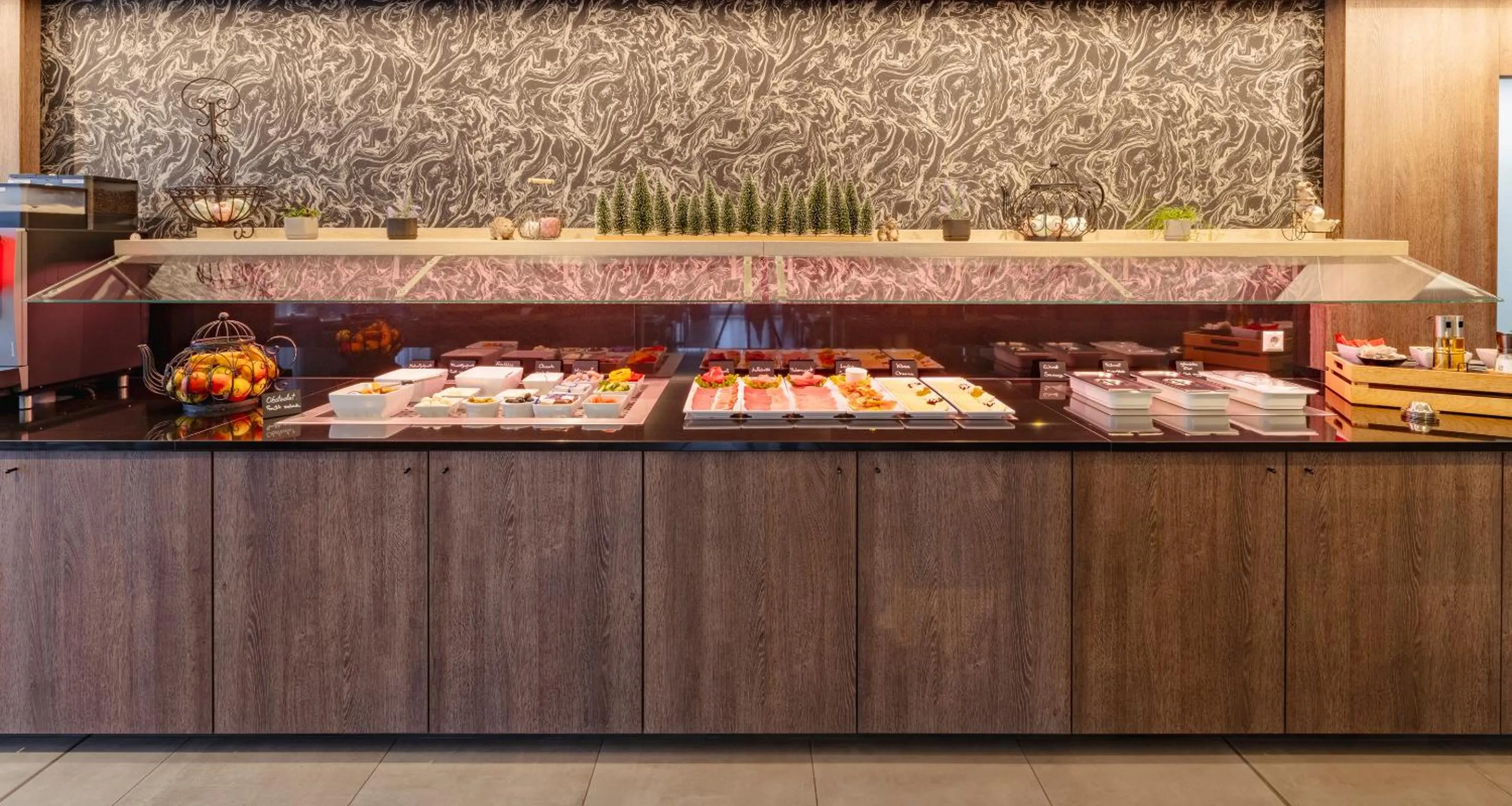 Buffet breakfast in PLAZA INN Karlsruhe Nord