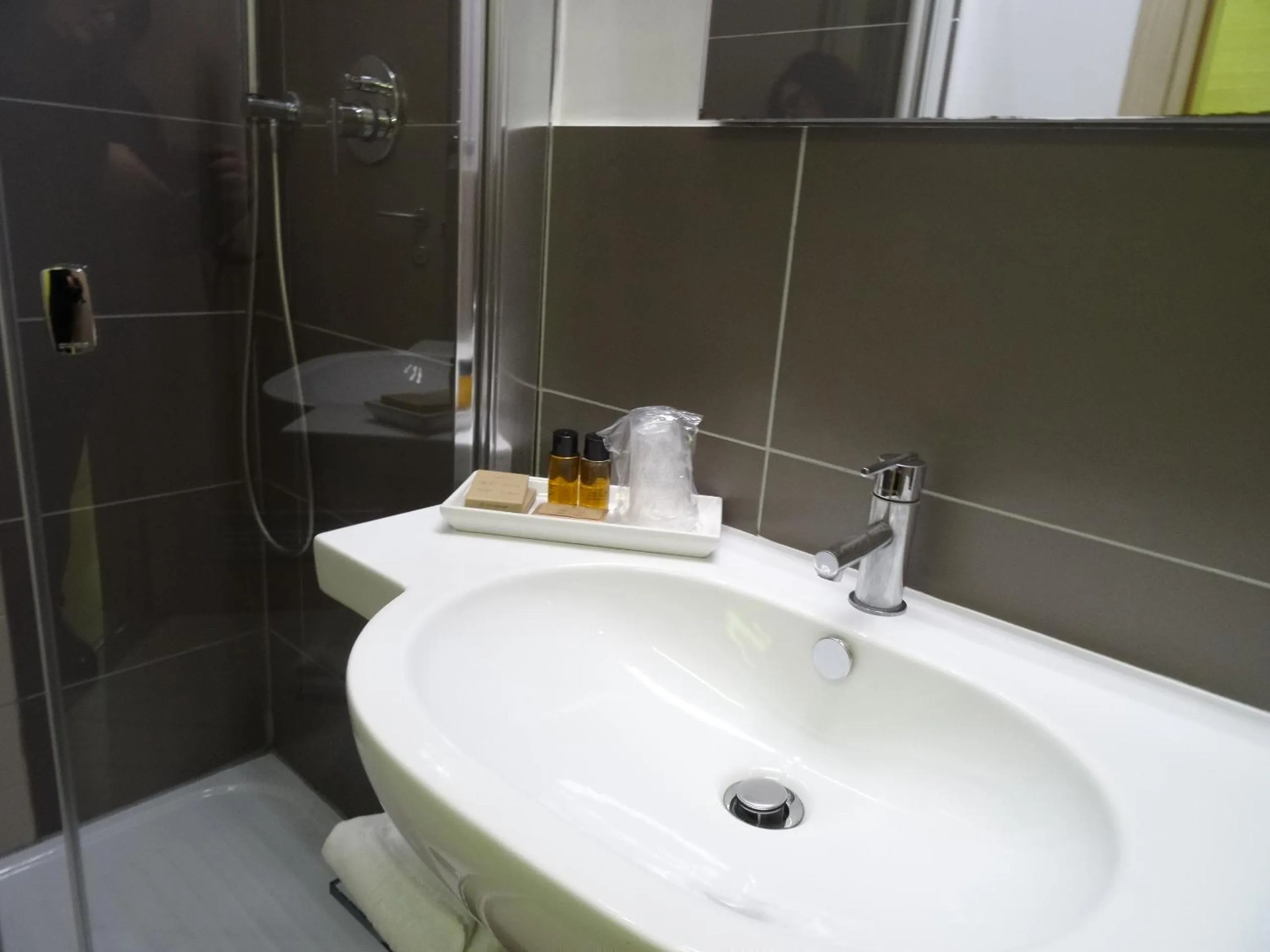 Bathroom in Hotel Il Cantico St. Peter