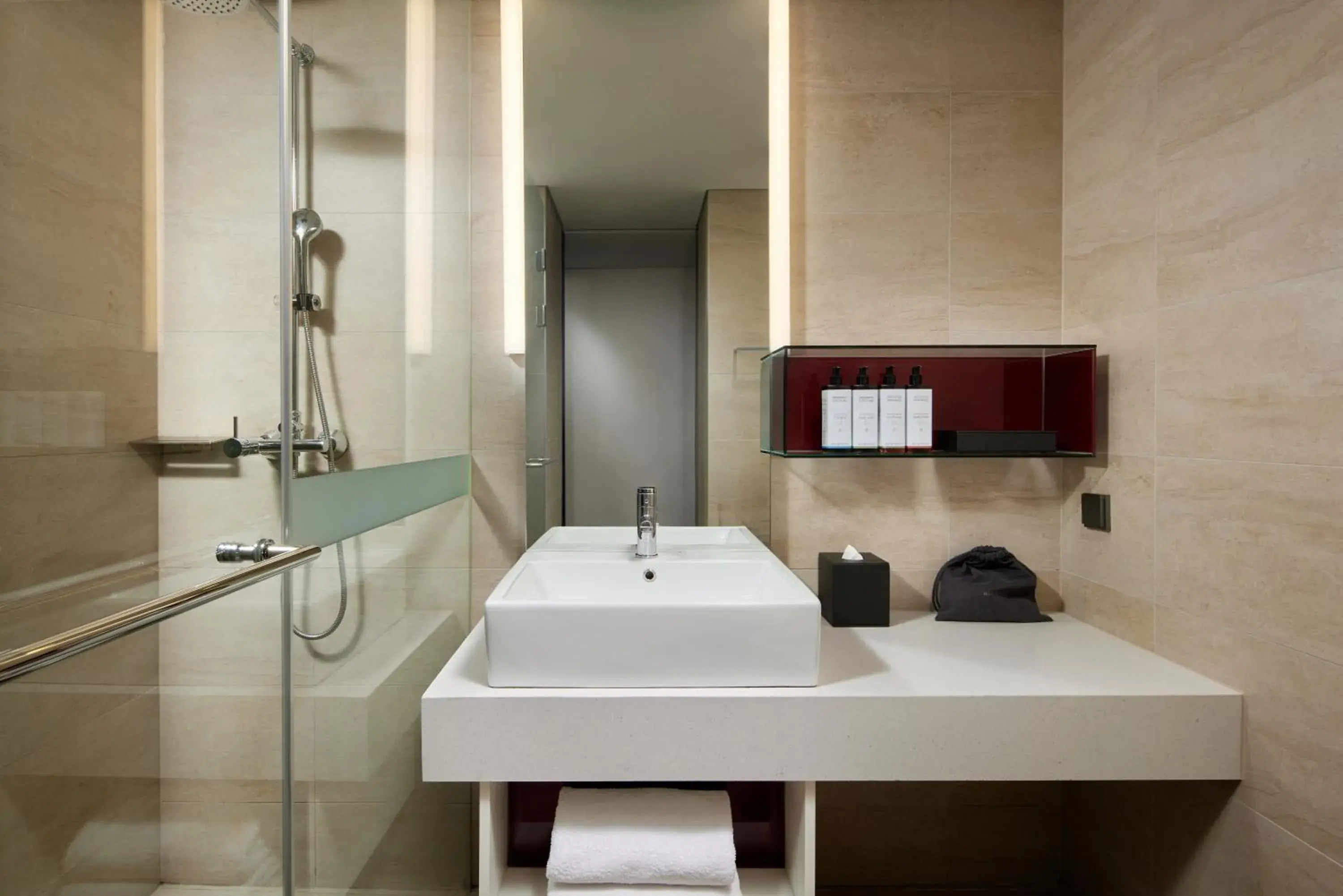 Deluxe Double Room - No View in Shilla Stay Samsung COEX Center Deluxe Double Room - No View in Shilla Stay Samsung COEX Center