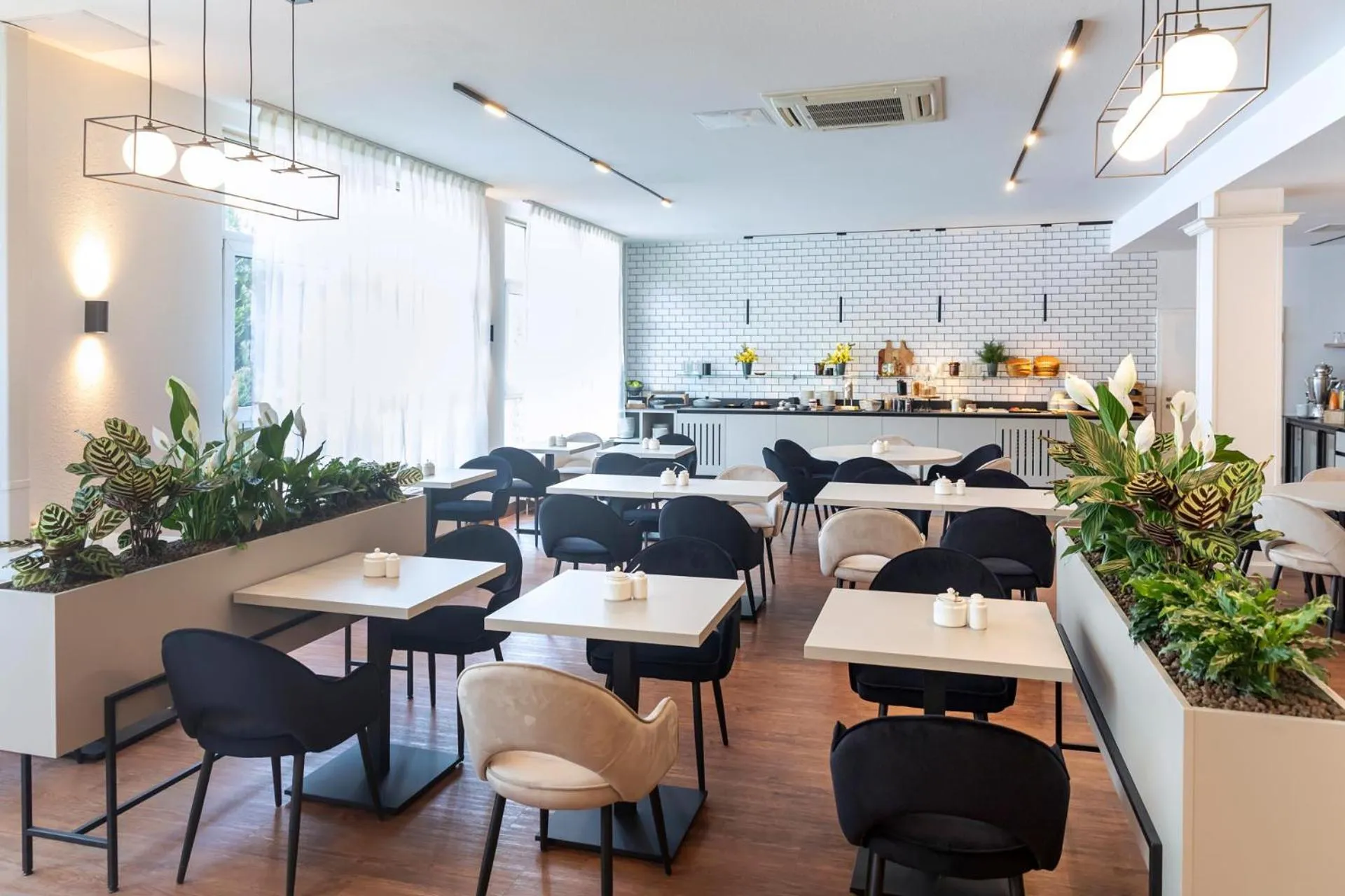 Breakfast in ACHAT Hotel Schwetzingen Heidelberg