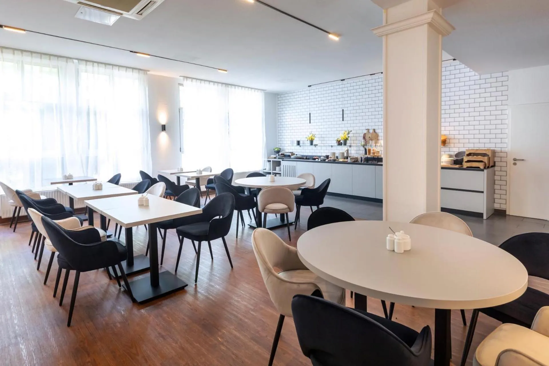 Breakfast in ACHAT Hotel Schwetzingen Heidelberg