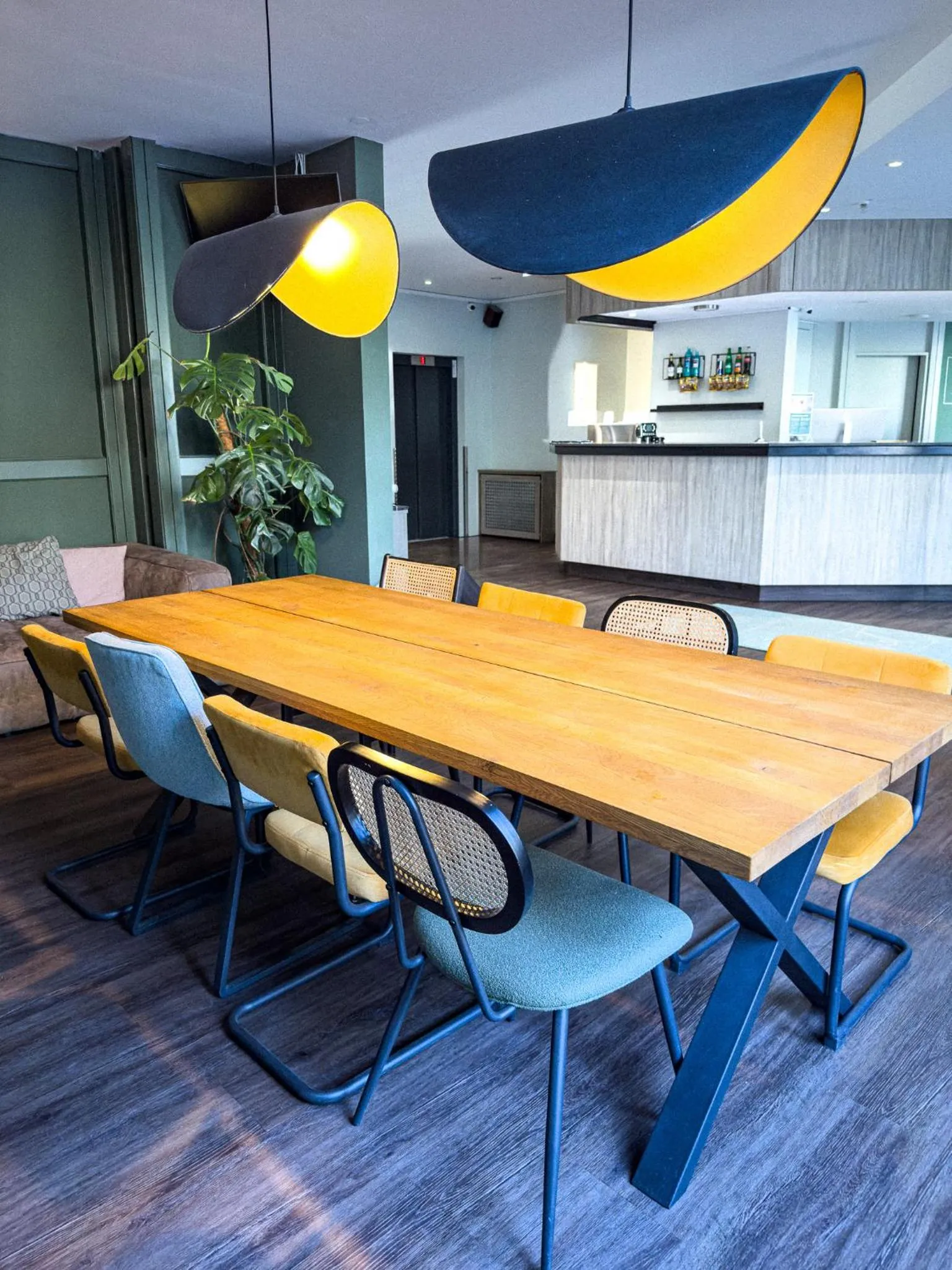 Lobby or reception in ACHAT Hotel Frankfurt Airport