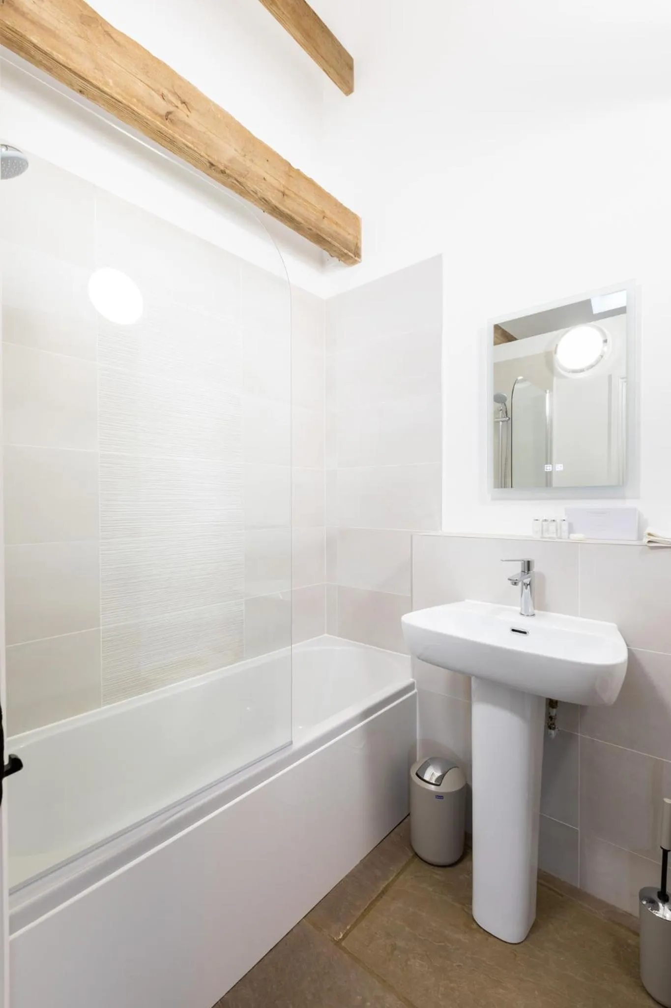 Bathroom in The Yard @ Pringle Farm