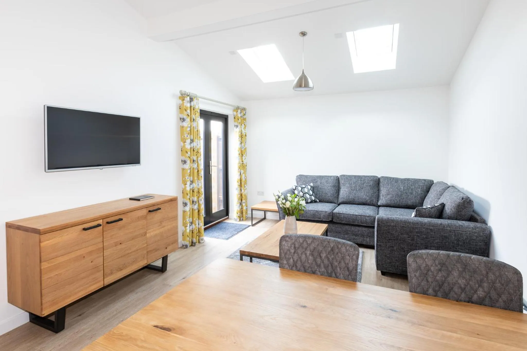 Living room in The Yard @ Pringle Farm