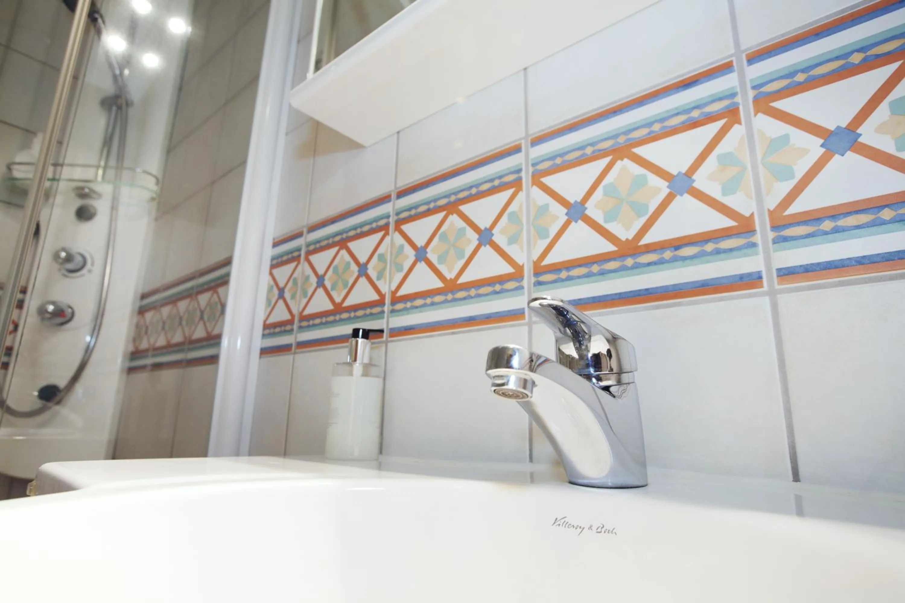 Shower in Hotel Bergschlößchen