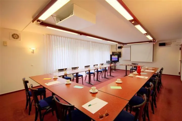 Business facilities in Hotel Zur Linde