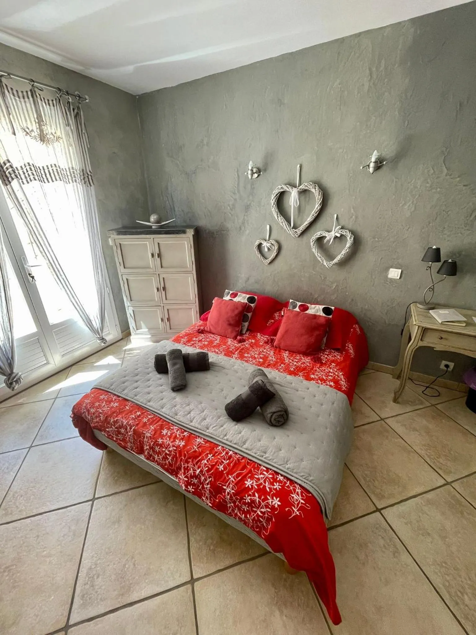 Bed in Villa fiora chambre