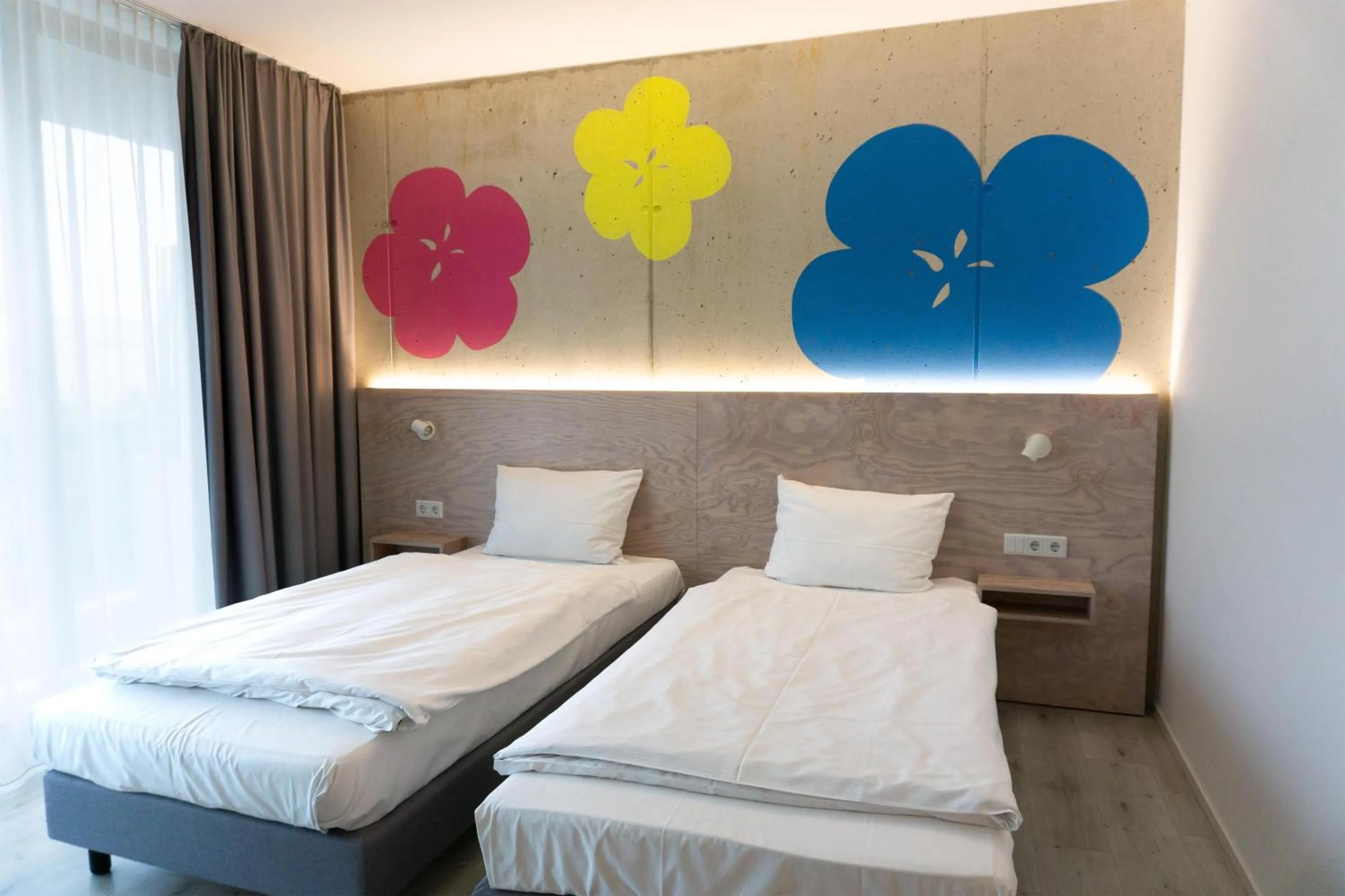 Bedroom, Bed in Flowers Hotel Essen