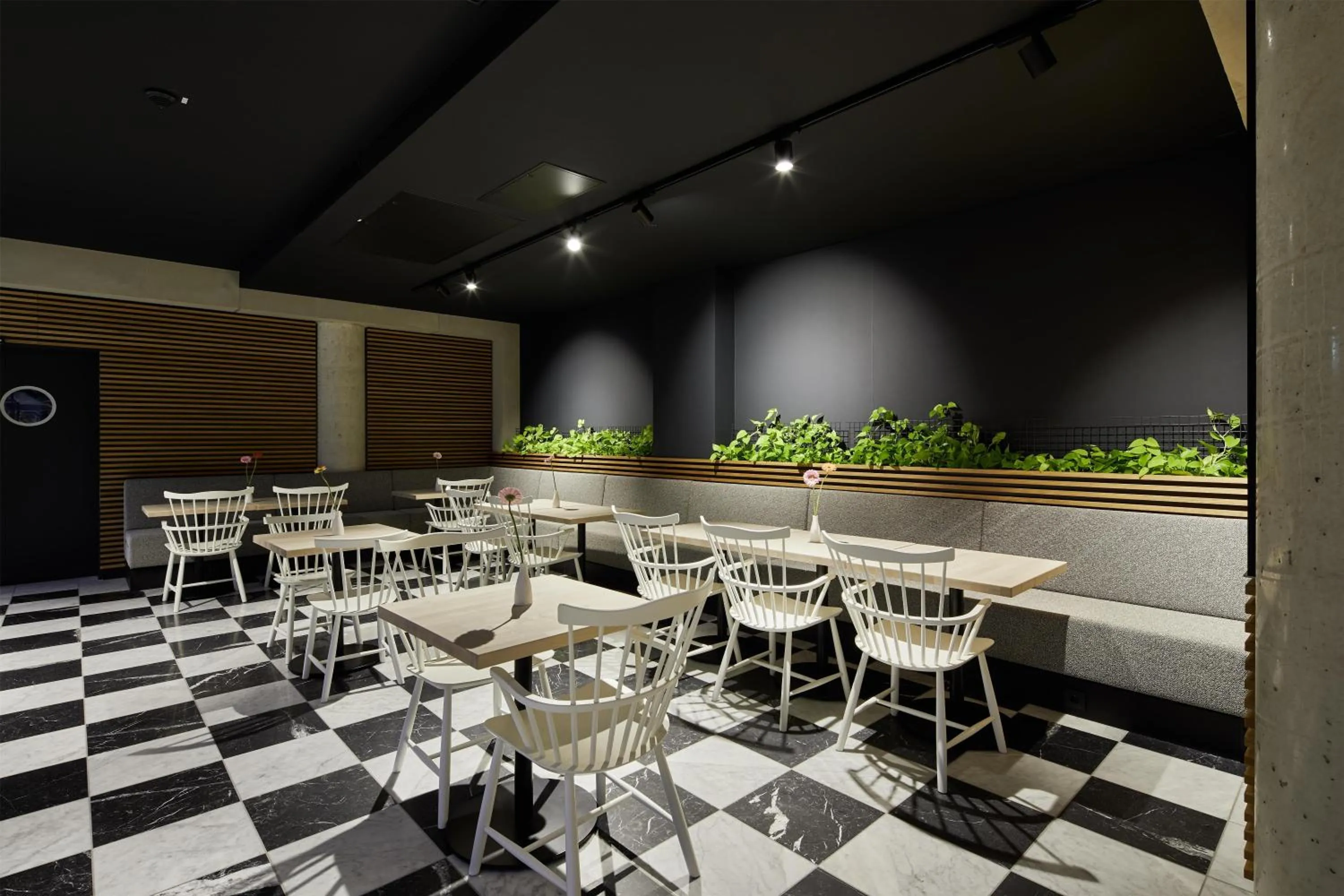 Restaurant/places to eat in Flowers Hotel Essen