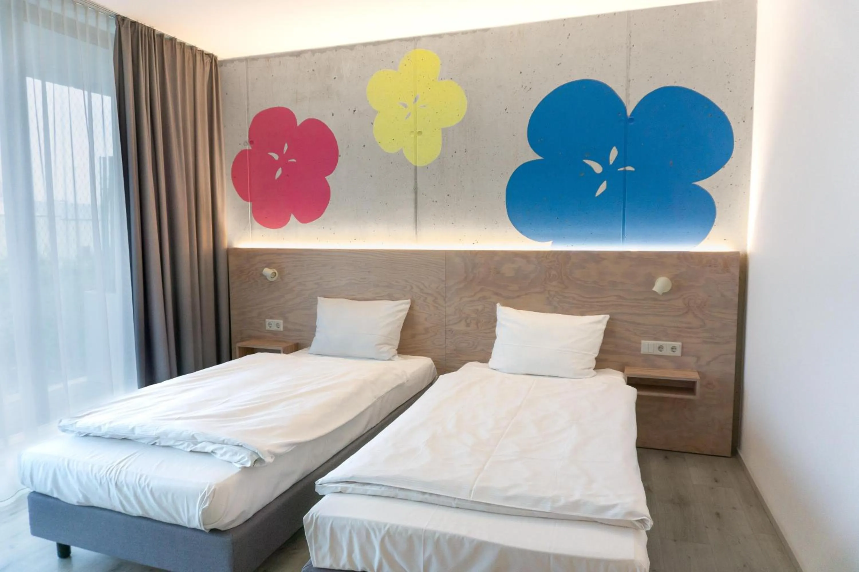 Bedroom, Bed in Flowers Hotel Essen