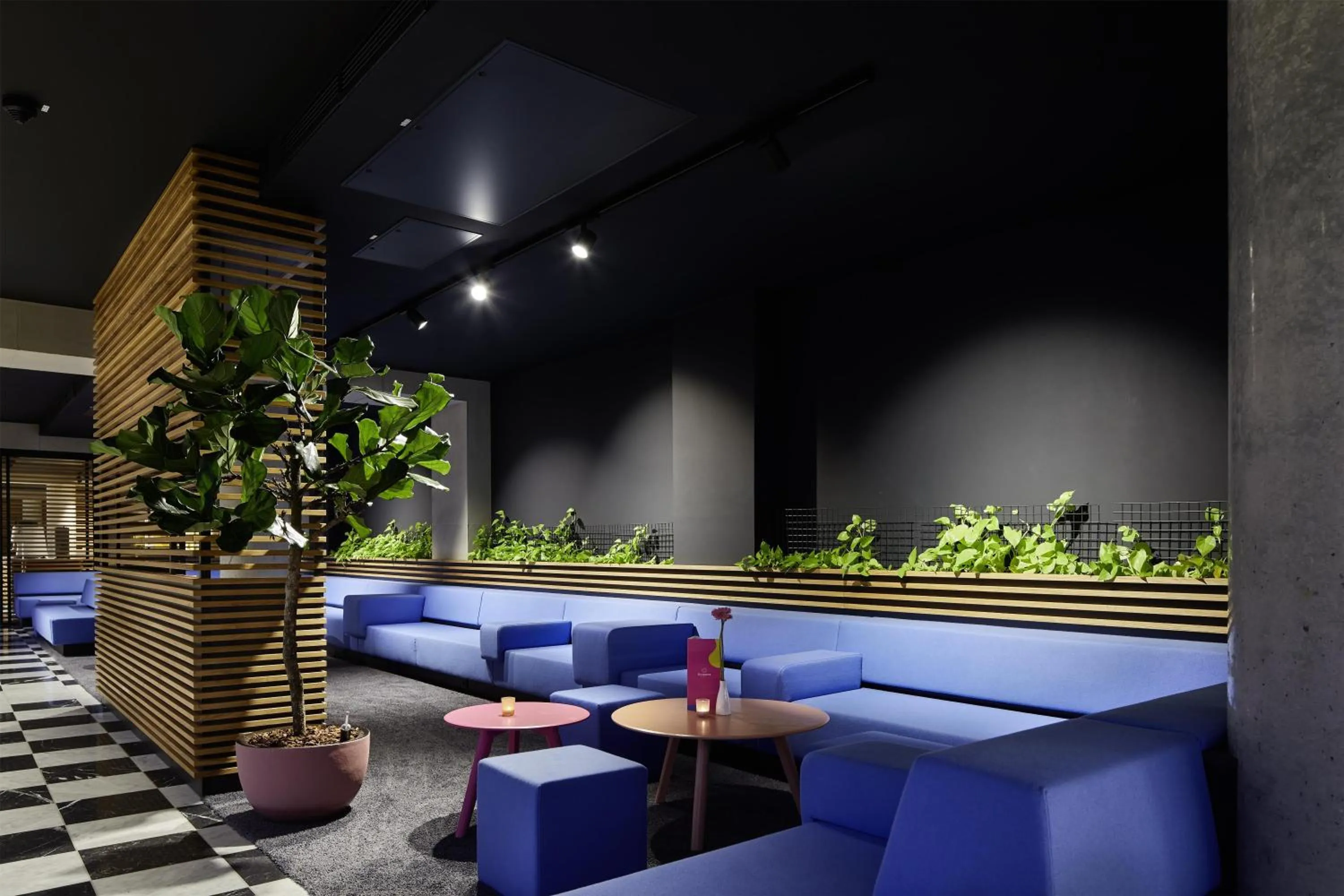 Restaurant/places to eat in Flowers Hotel Essen