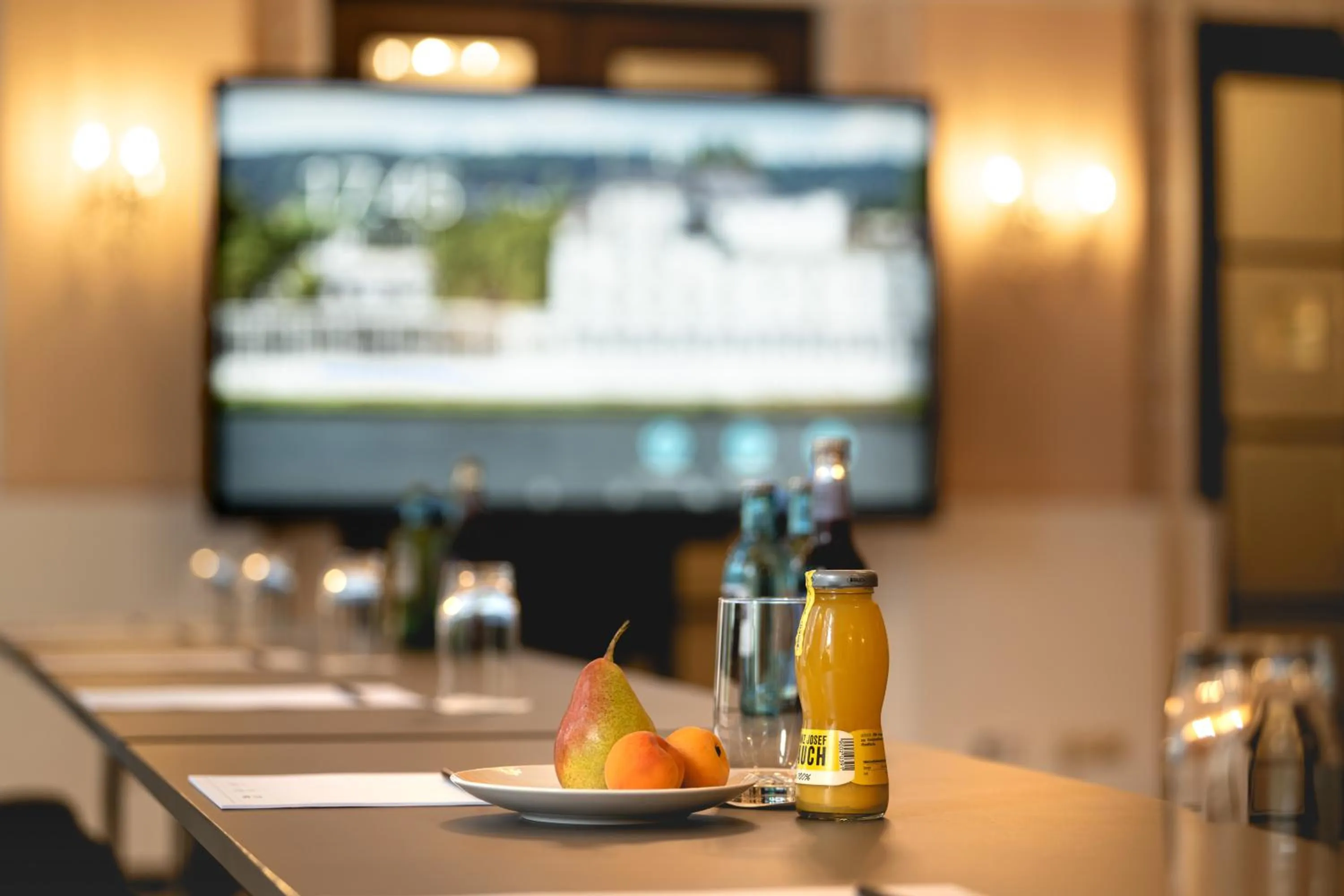 TV and multimedia in Rheinhotel Dreesen