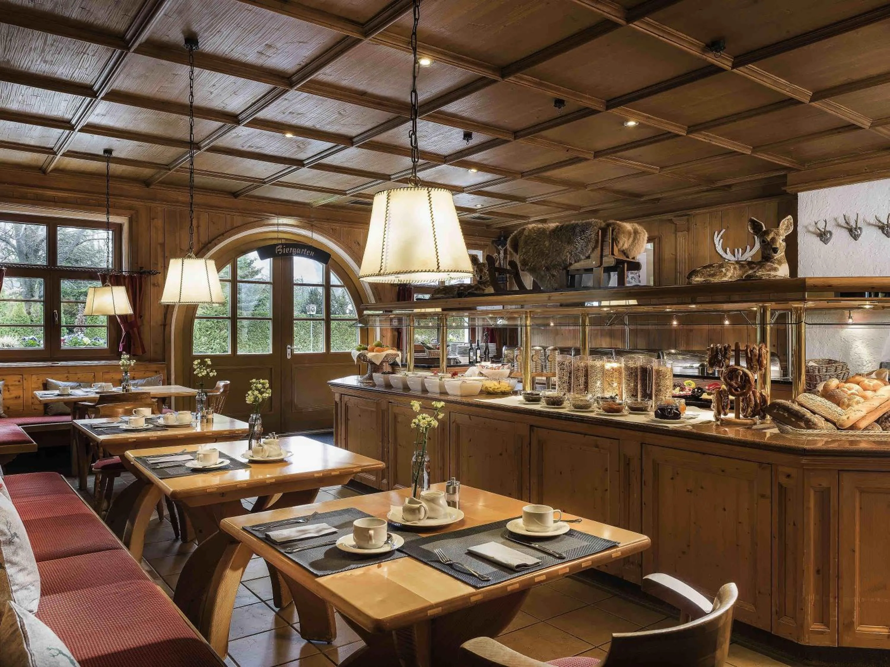 Breakfast in Mercure Hotel Garmisch Partenkirchen