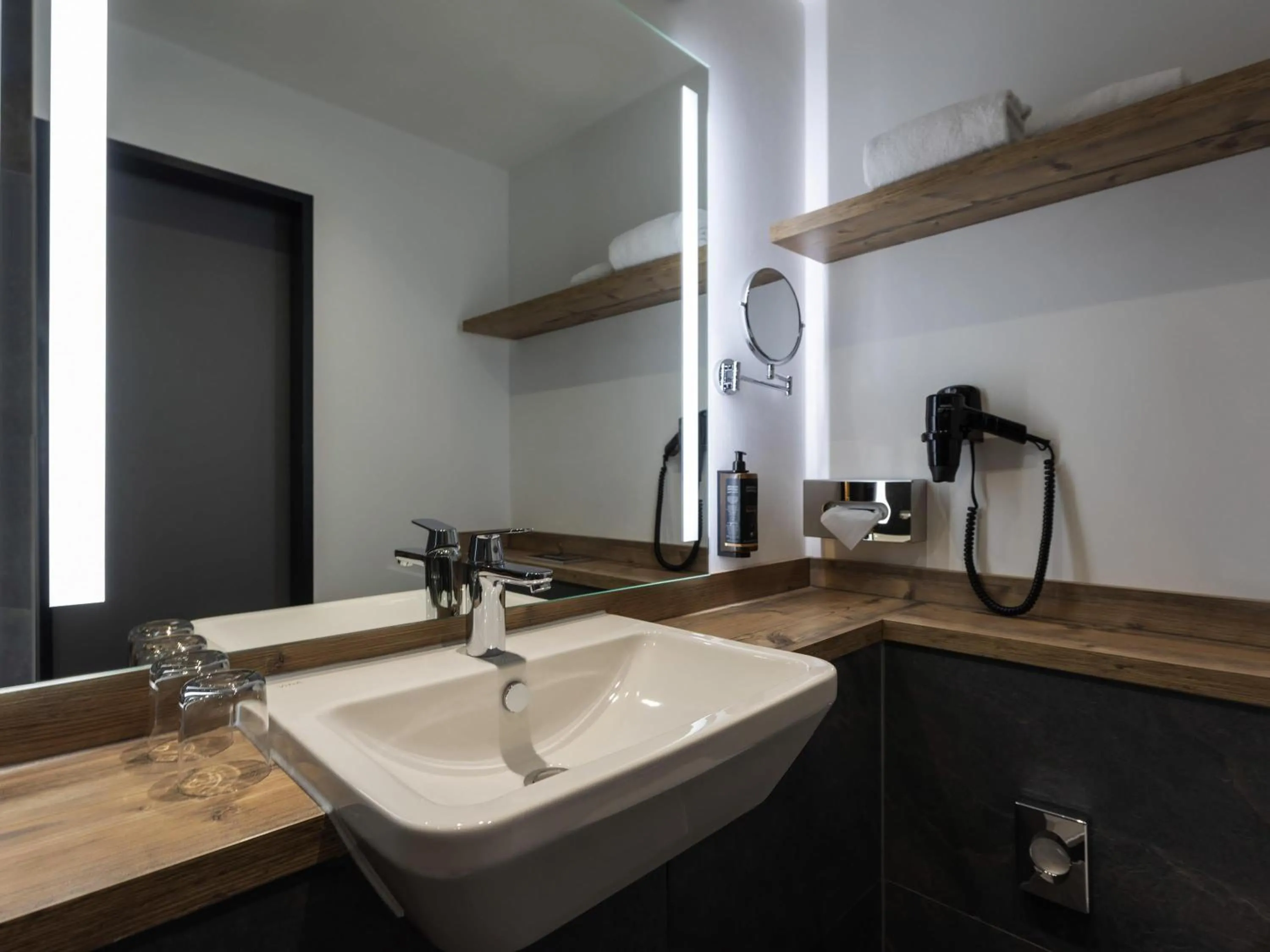 Bedroom in Mercure Hotel Garmisch Partenkirchen