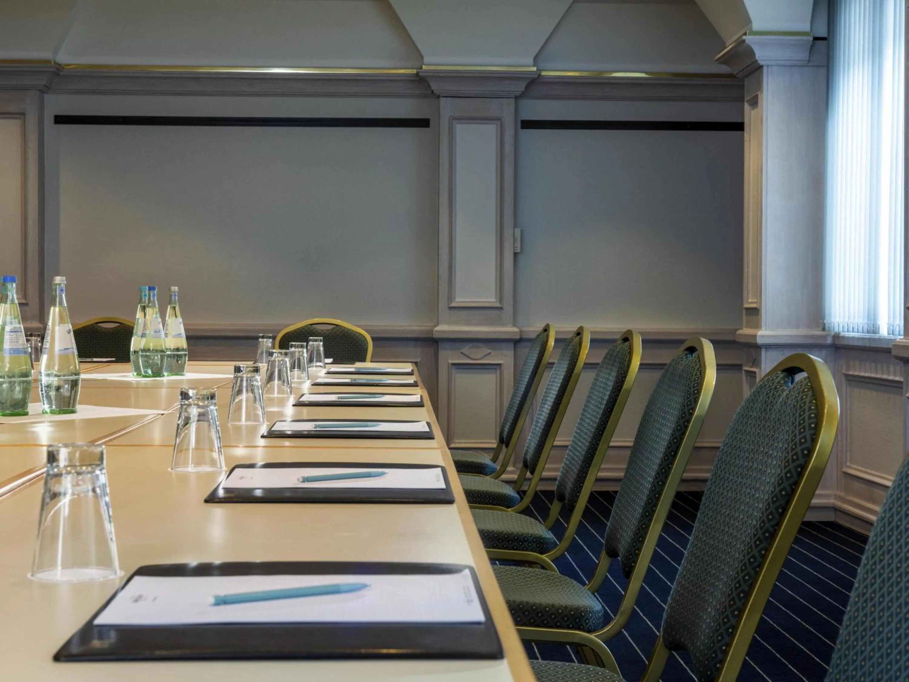 Meeting/conference room in Mercure Hotel Garmisch Partenkirchen