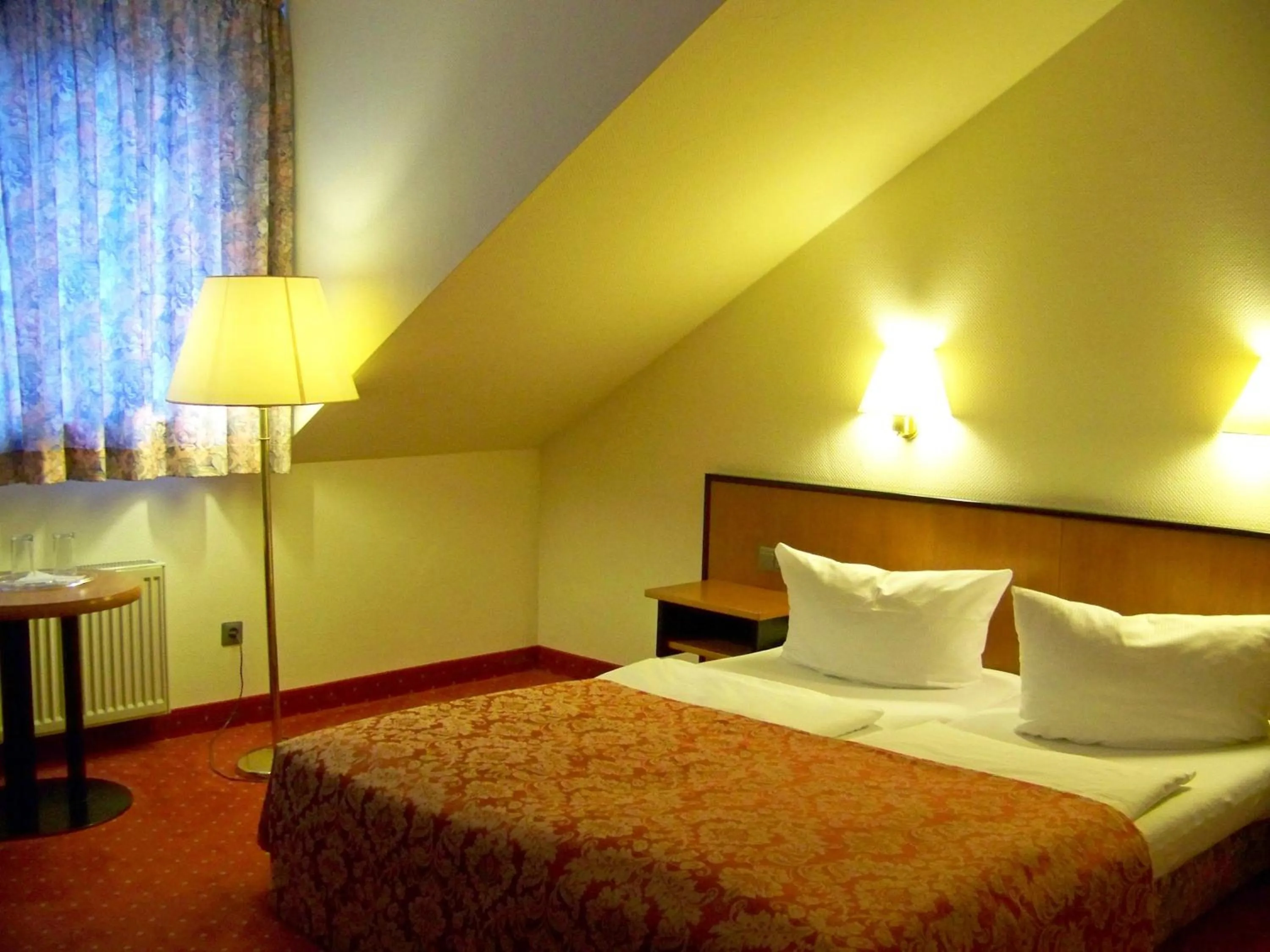 Bedroom, Bed in Hotel Amadeus ROYAL Berlin