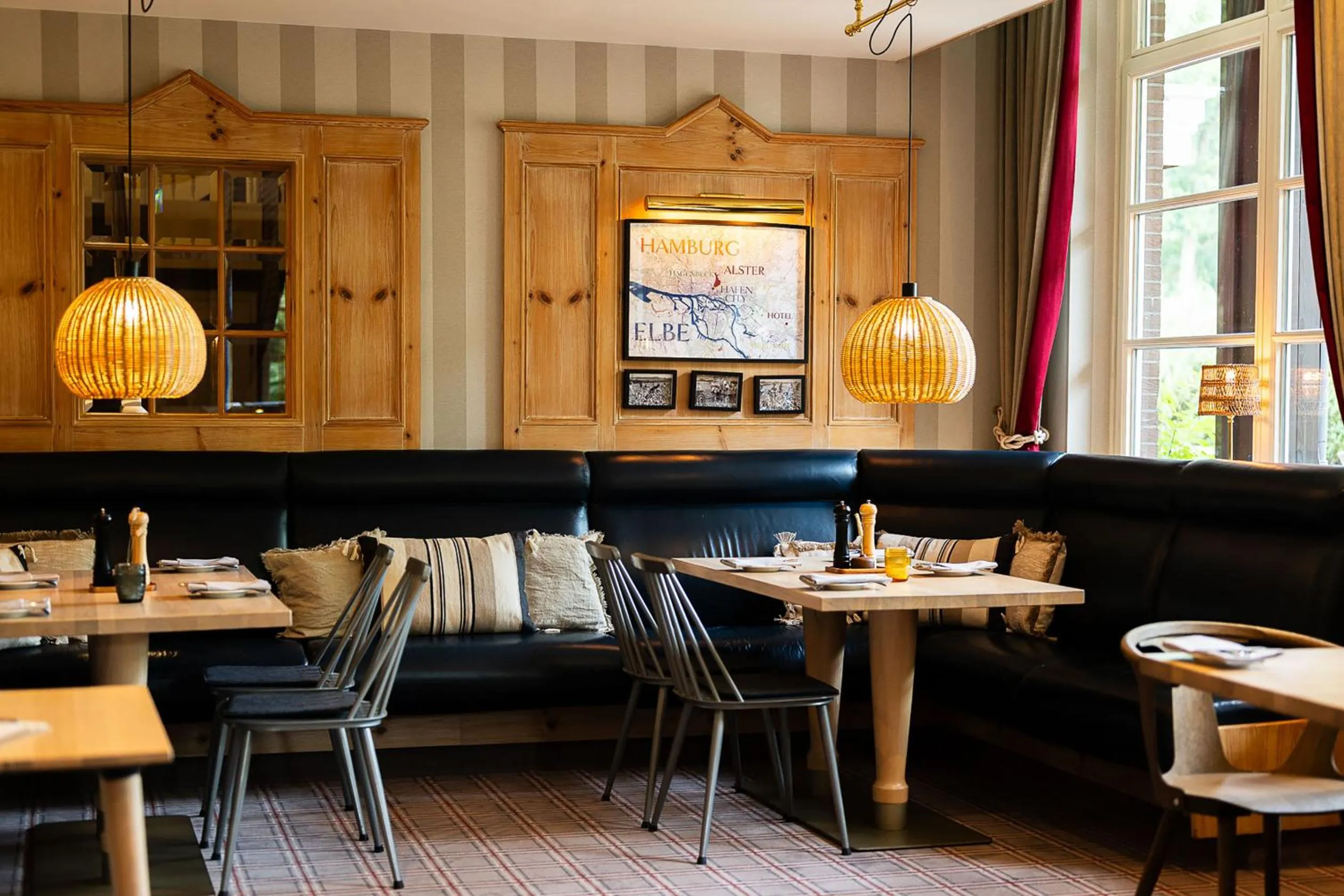 Restaurant/places to eat in Alt Lohbrügger Hof