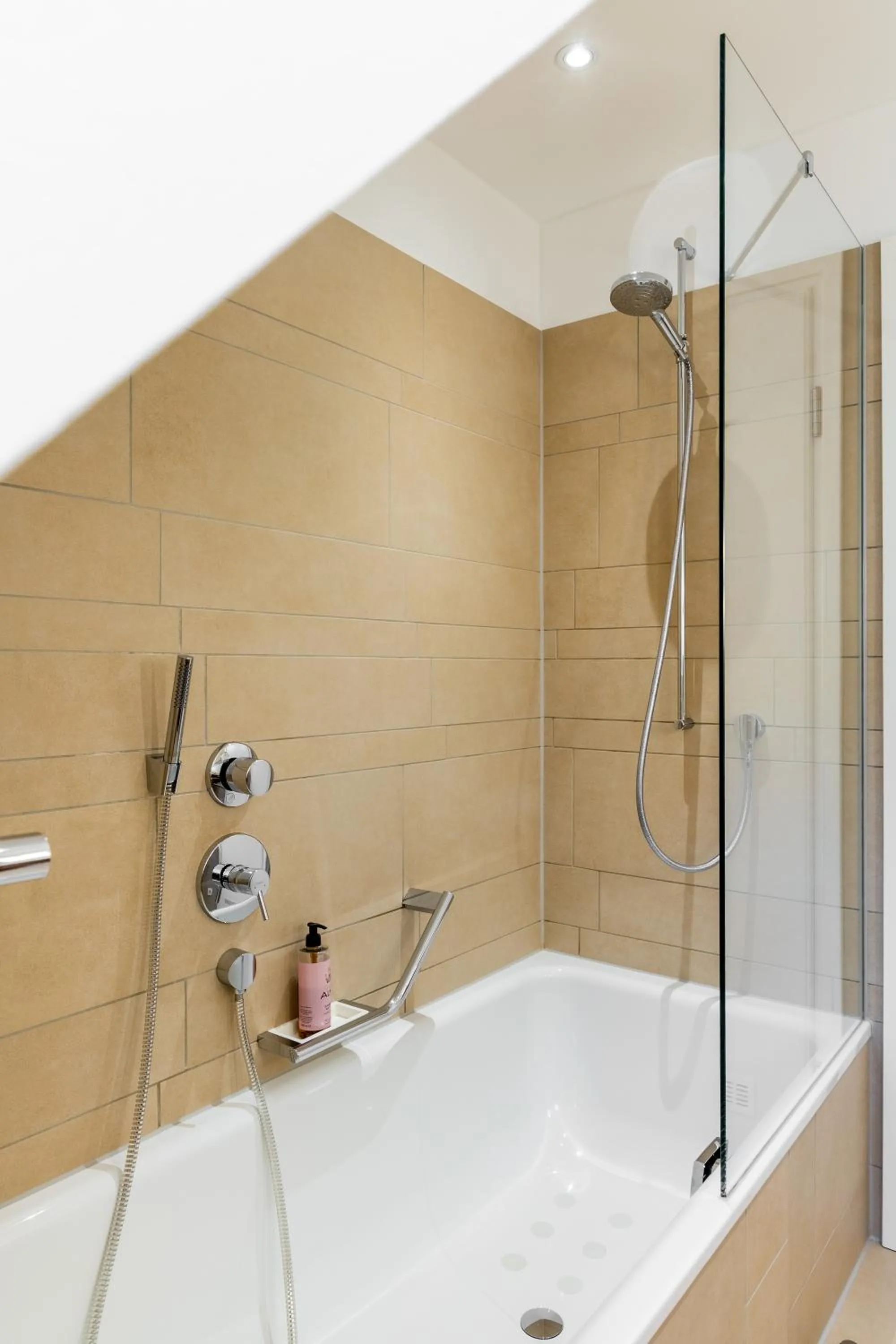 Bathroom in Hotel Alma Am Anger