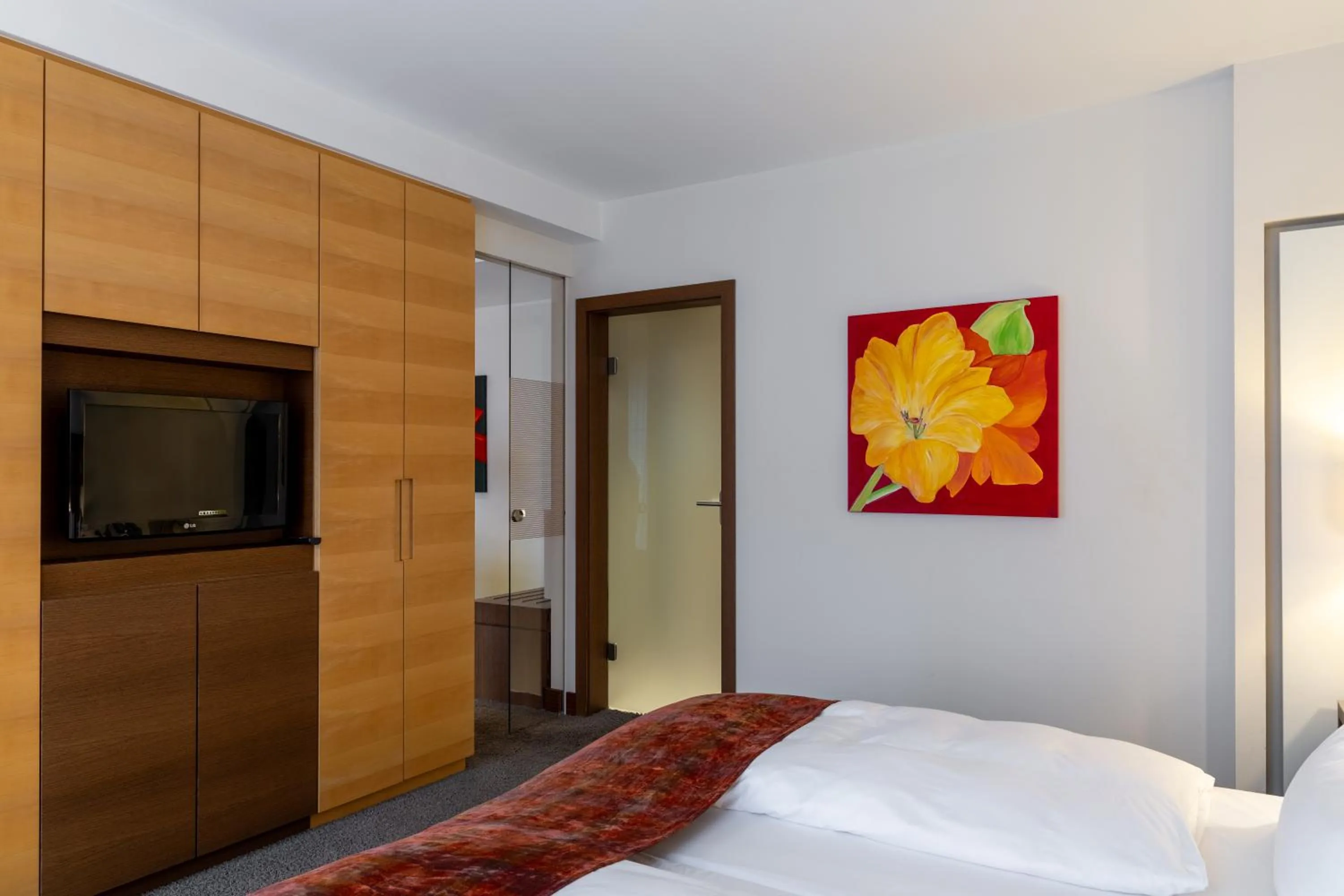 Bedroom, Bed in Hotel Alma Am Anger