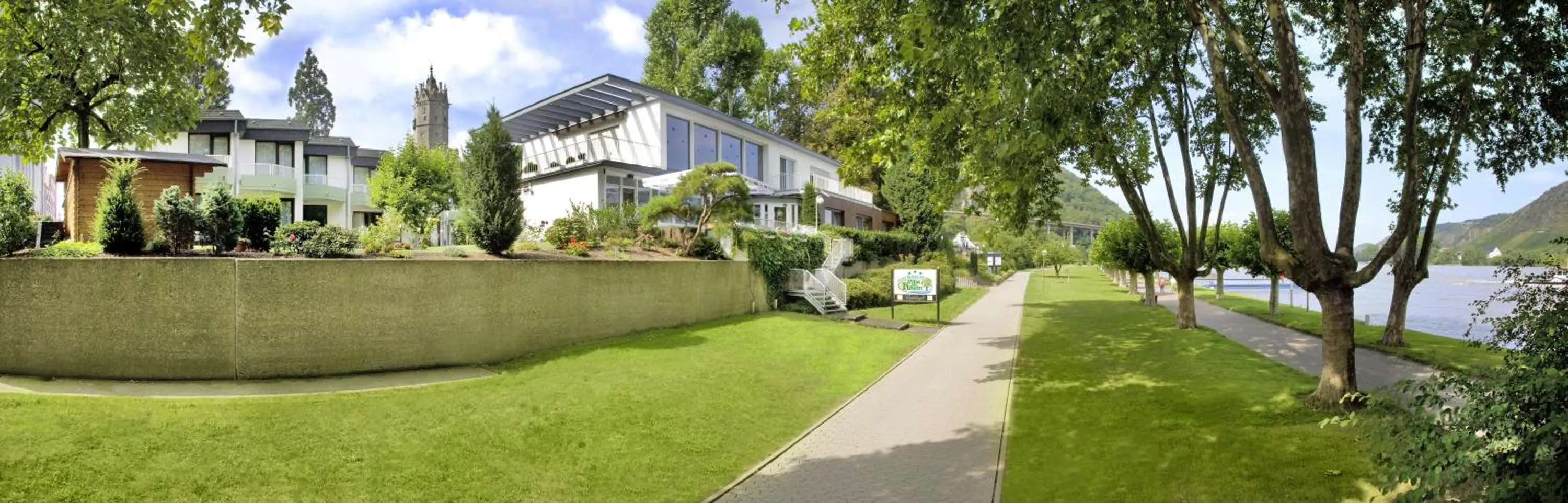 Day in Hotel Villa am Rhein