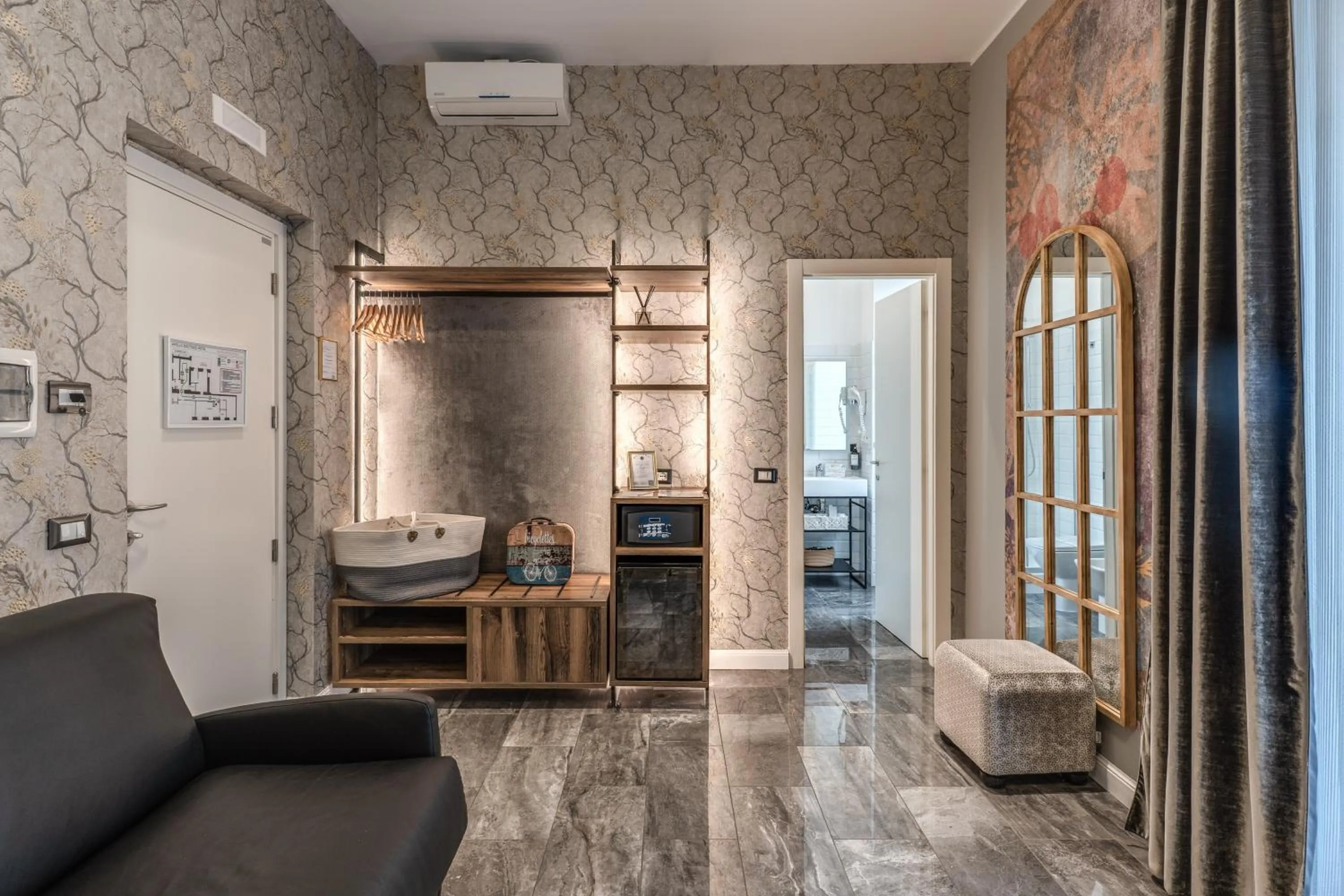 air conditioner in Apollo Boutique Hotel