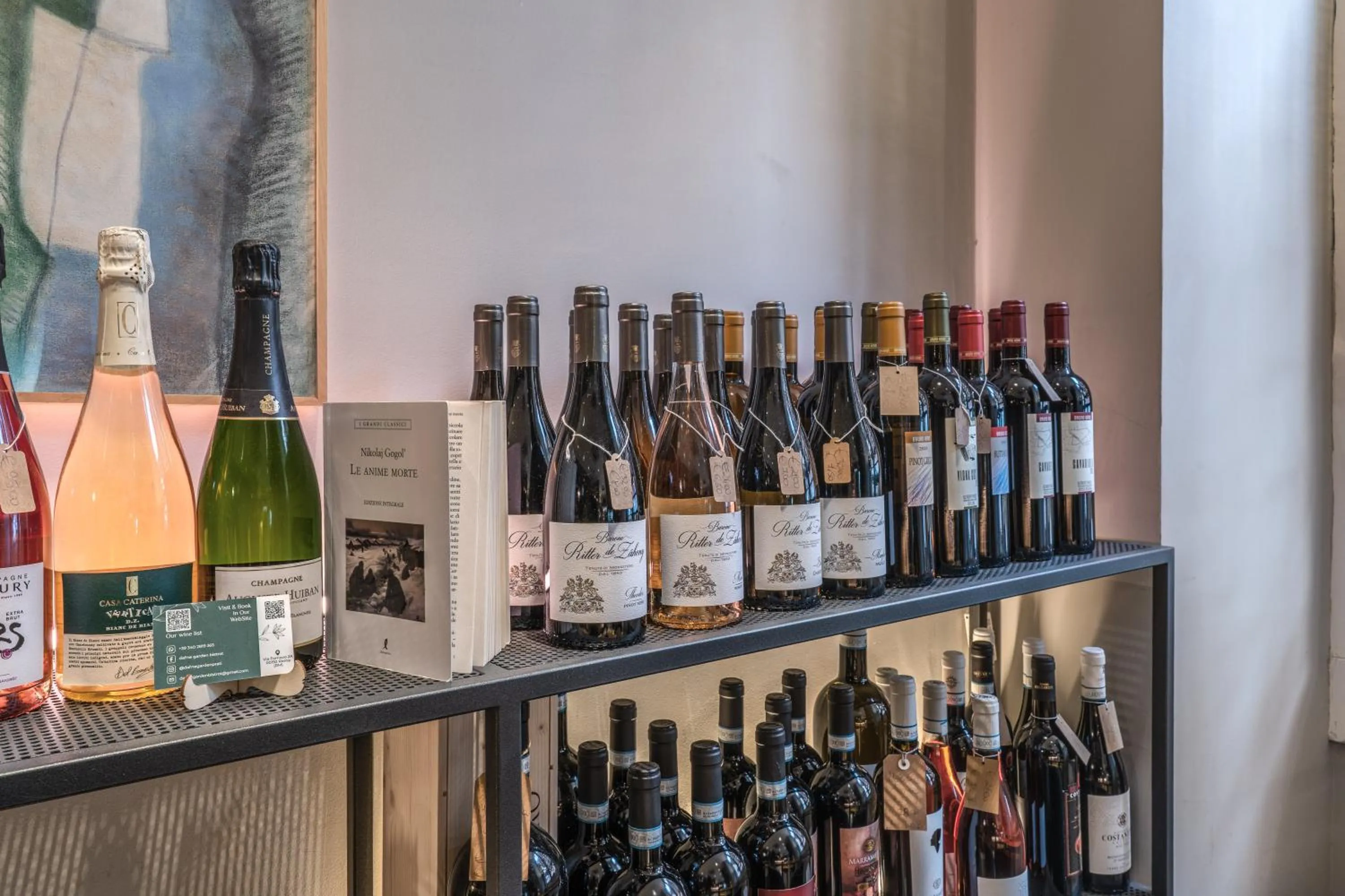 Lounge or bar in Apollo Boutique Hotel