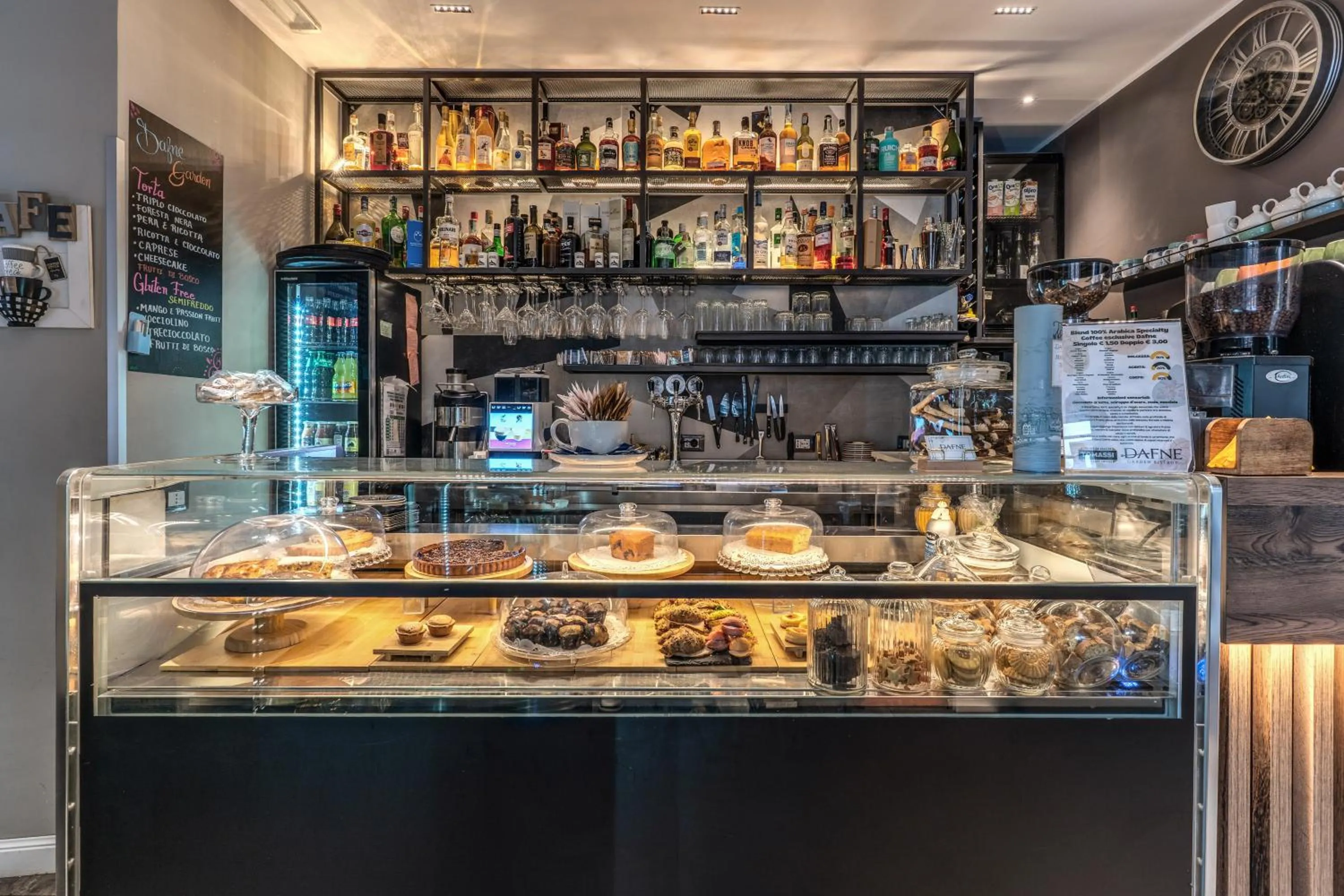 Lounge or bar in Apollo Boutique Hotel