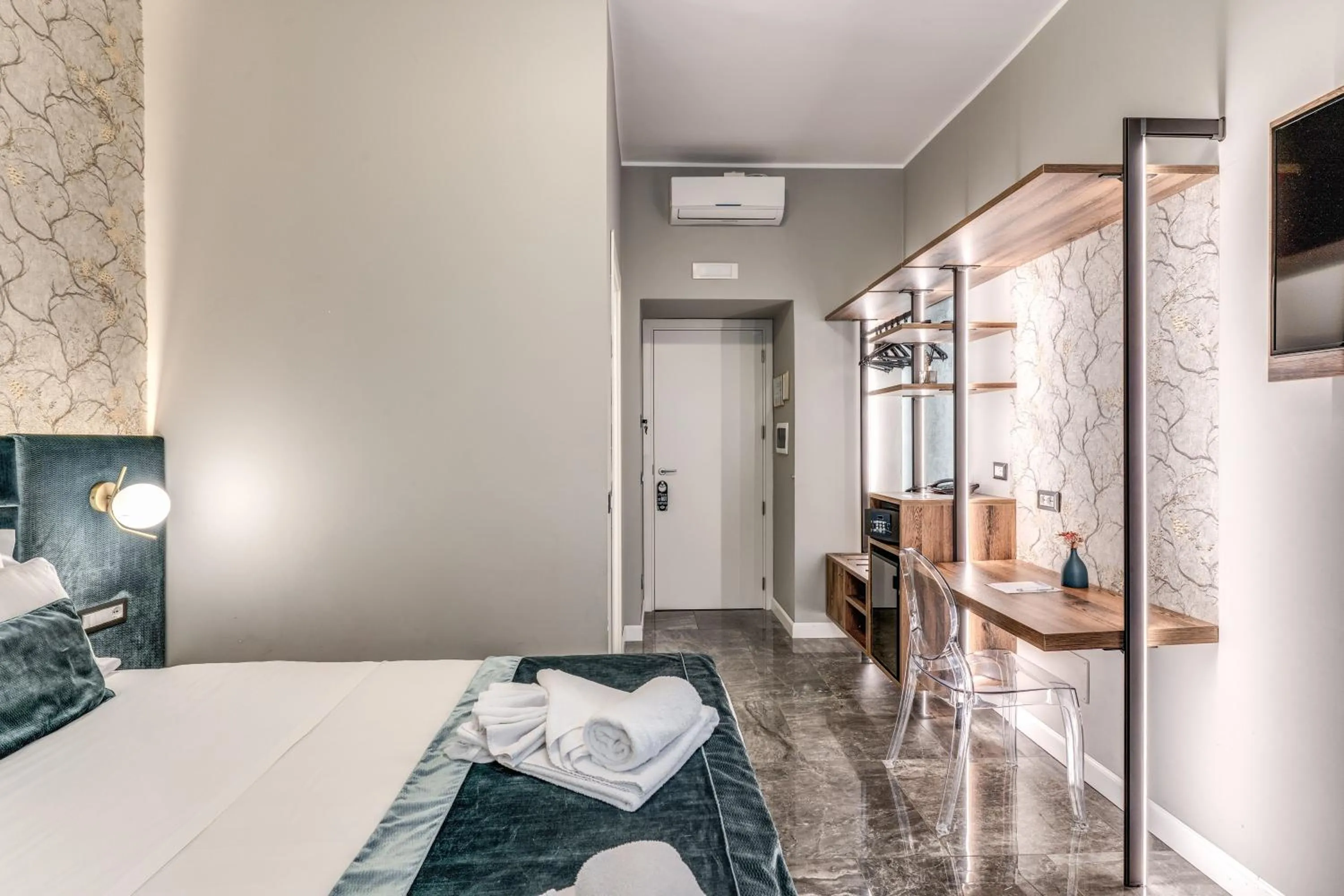 Bedroom, Bed in Apollo Boutique Hotel