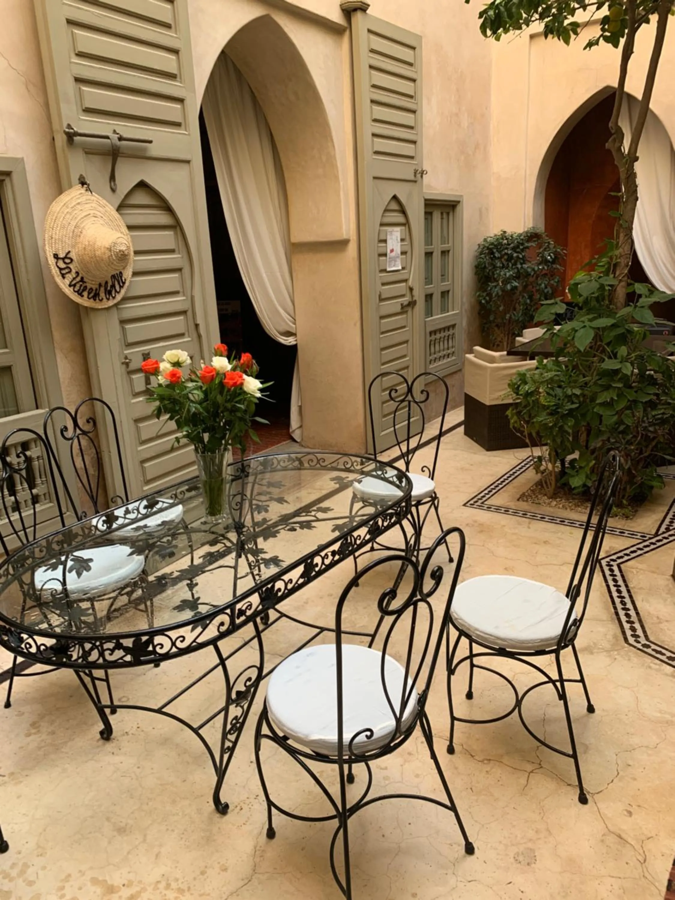 Restaurant/places to eat in Riad et Spa Misria Les Oliviers