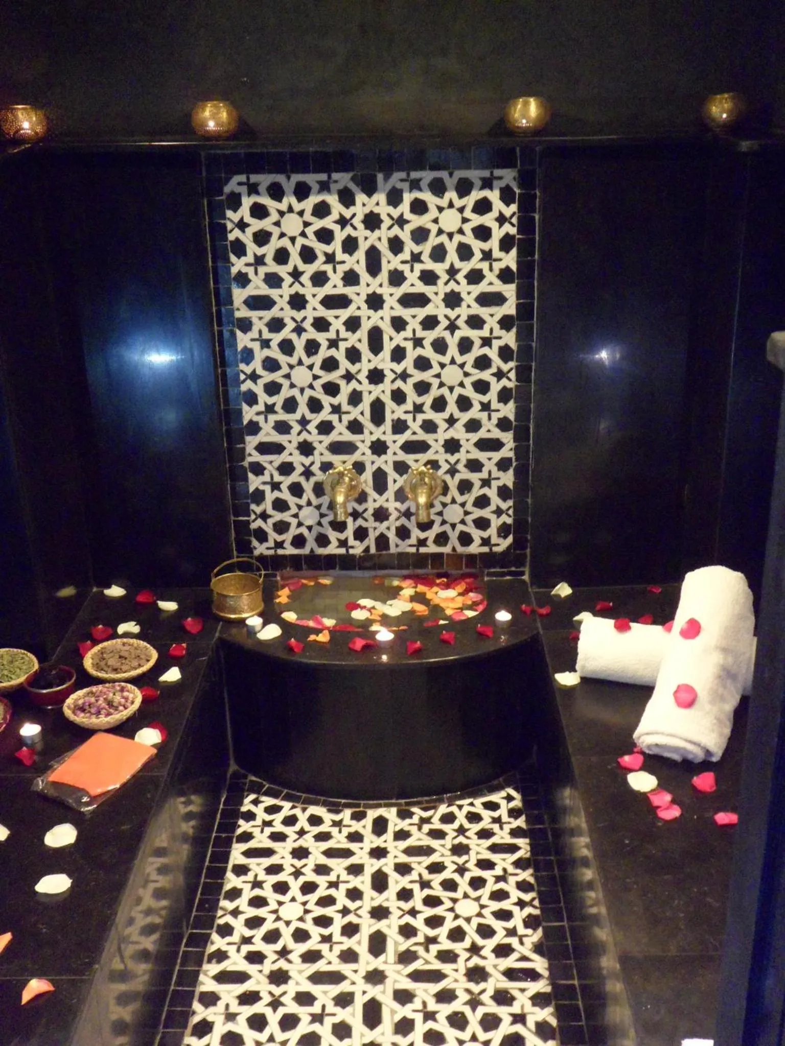 Sauna in Riad et Spa Misria Les Oliviers