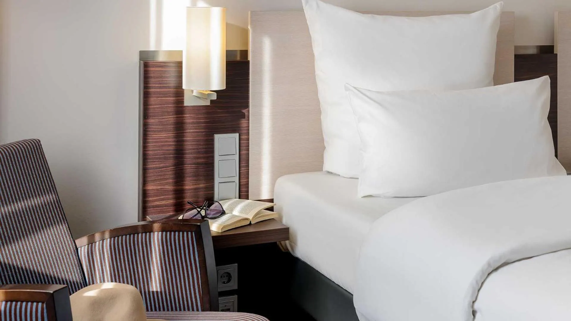 Bed in Mercure Hotel München Süd Messe