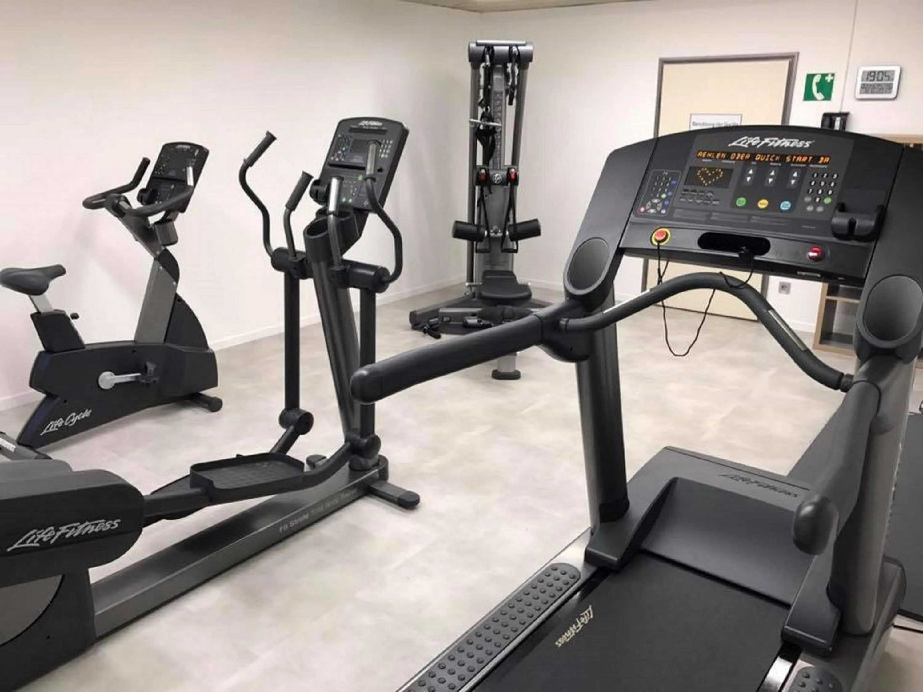 Fitness centre/facilities in Mercure Hotel München Süd Messe