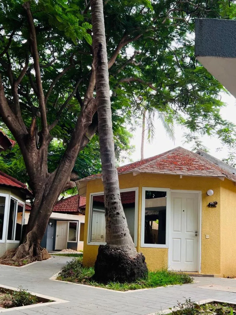 Facade/entrance in Tropic Garden Hotel