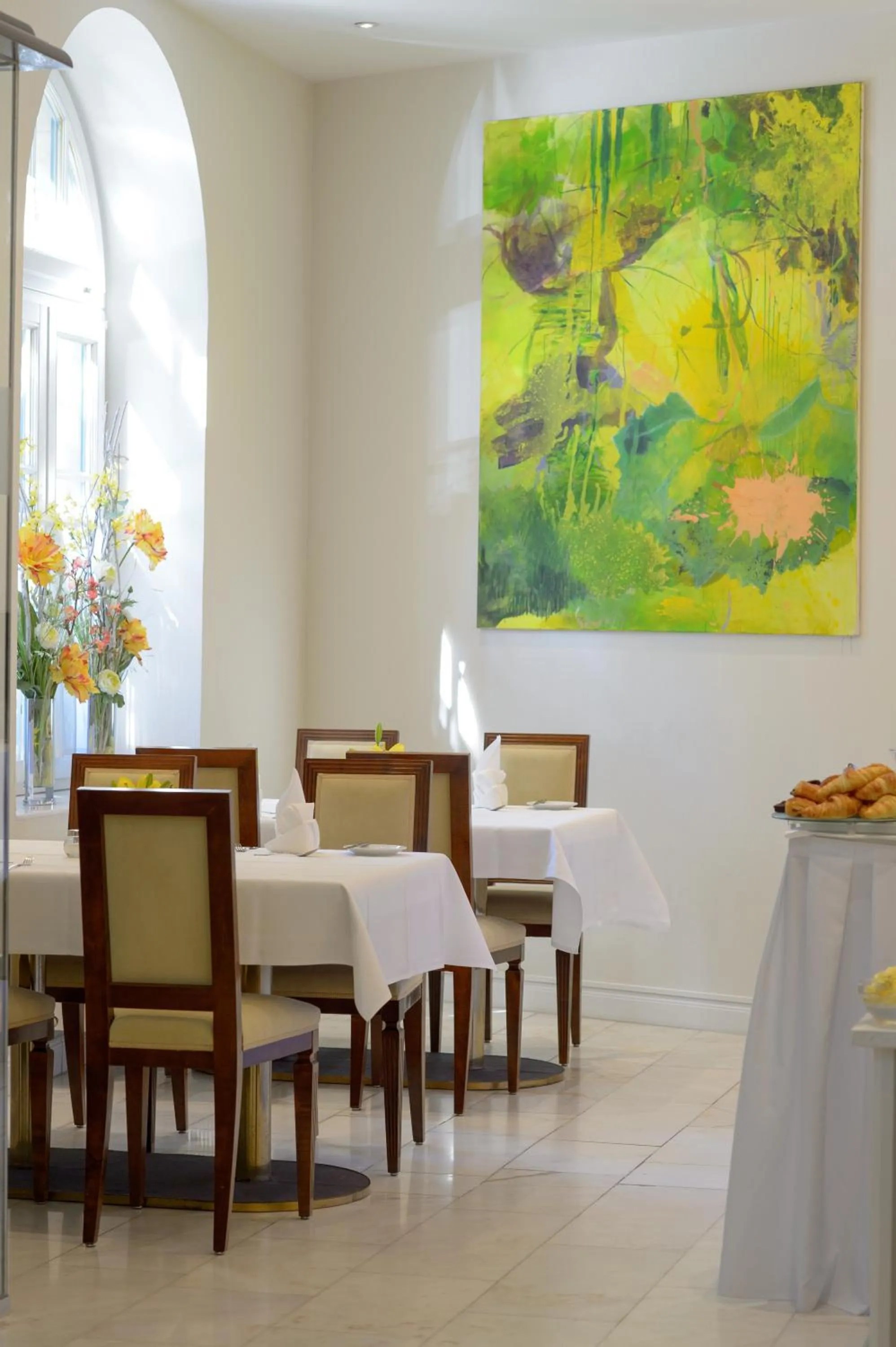 Restaurant/places to eat in Apartmenthotel Kaiser Karl