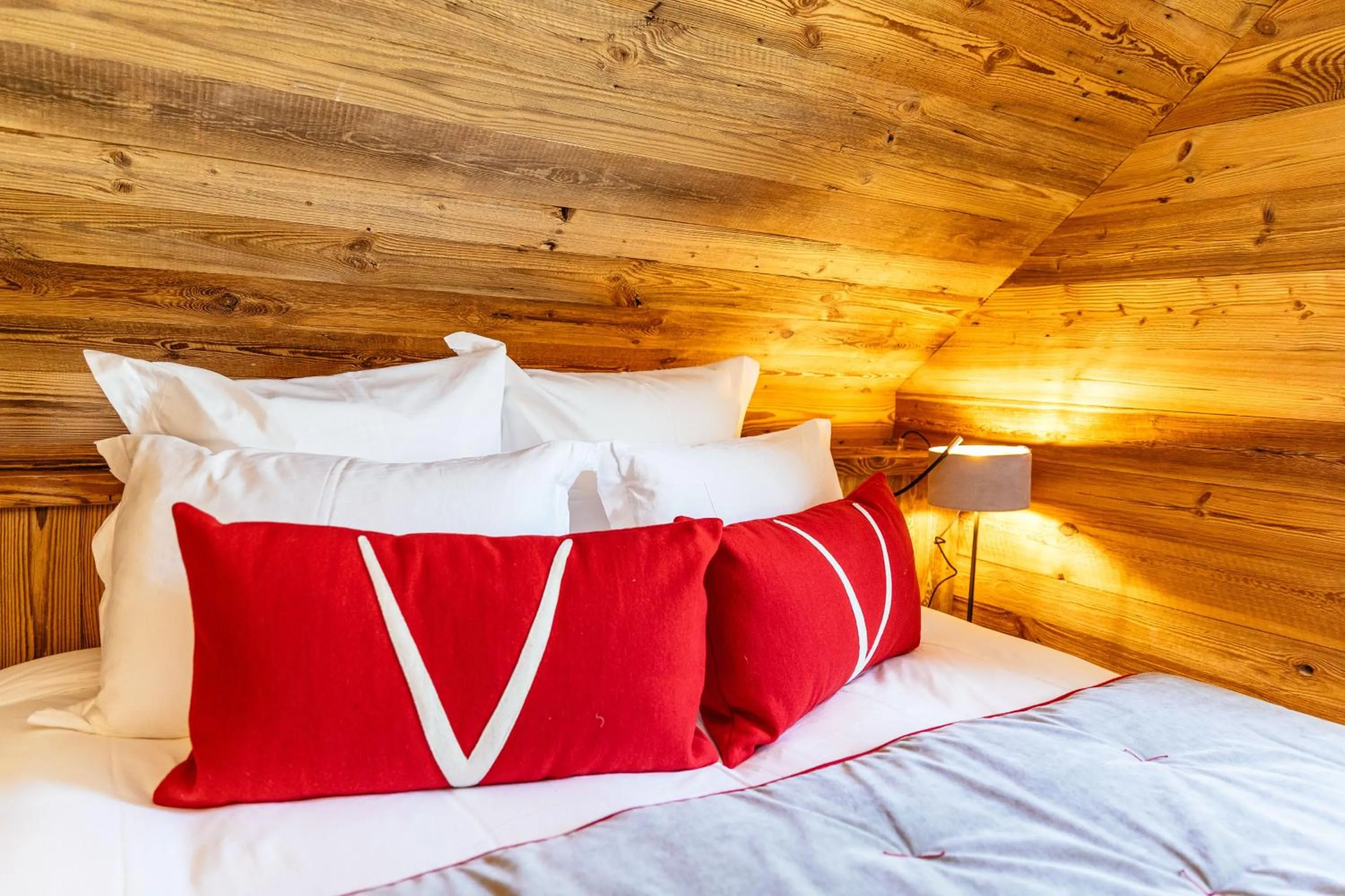 Bed in Hotel Le V de Vaujany