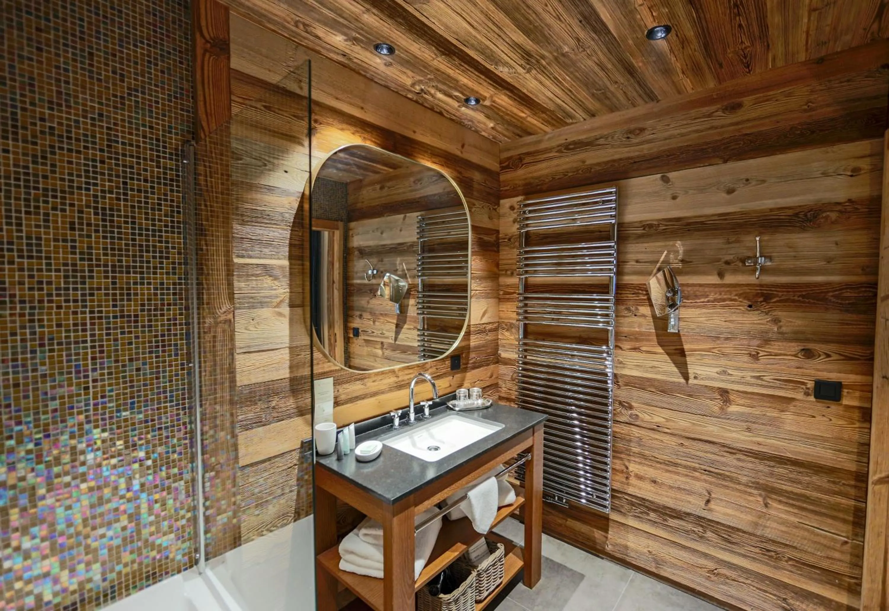 Bathroom in Hotel Le V de Vaujany