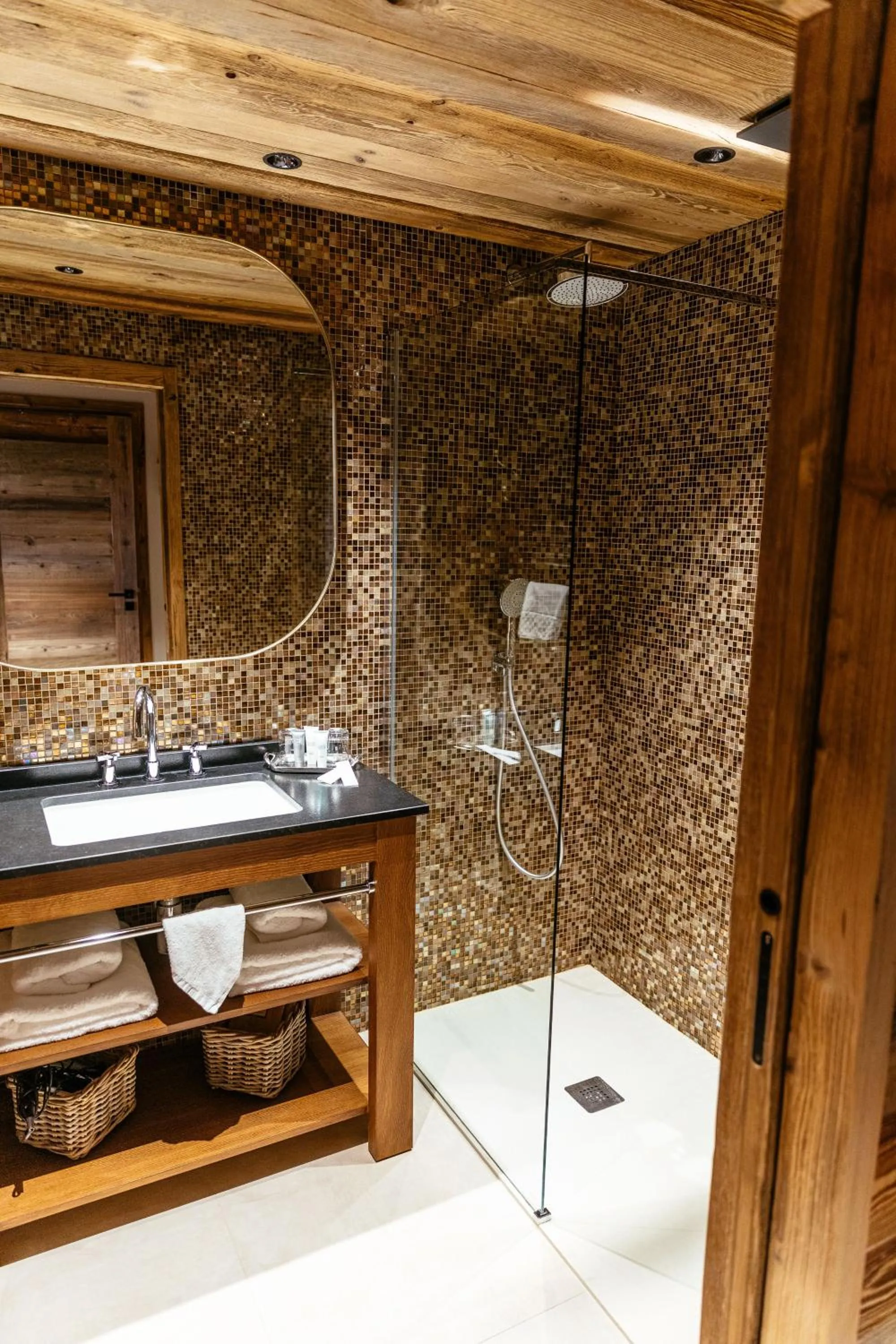 Shower in Hotel Le V de Vaujany