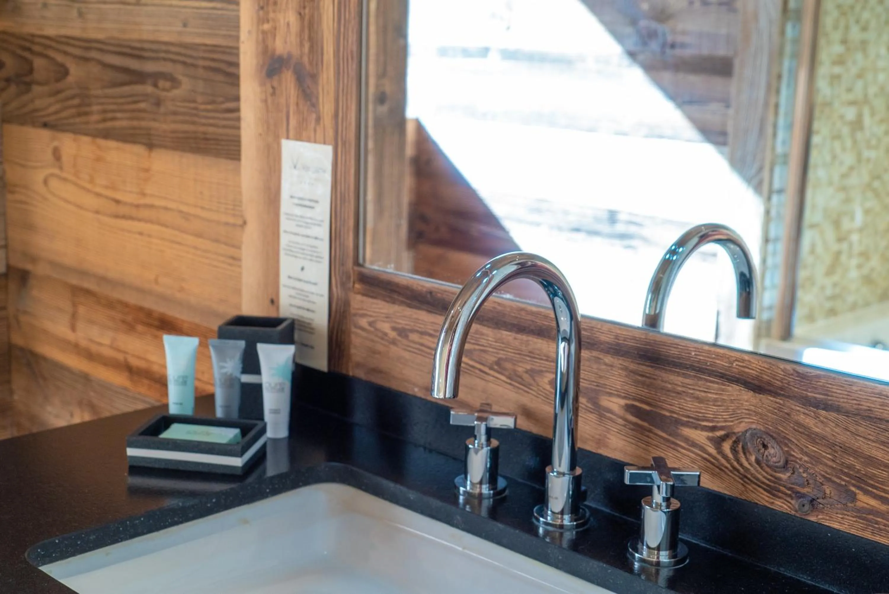 Bathroom in Hotel Le V de Vaujany