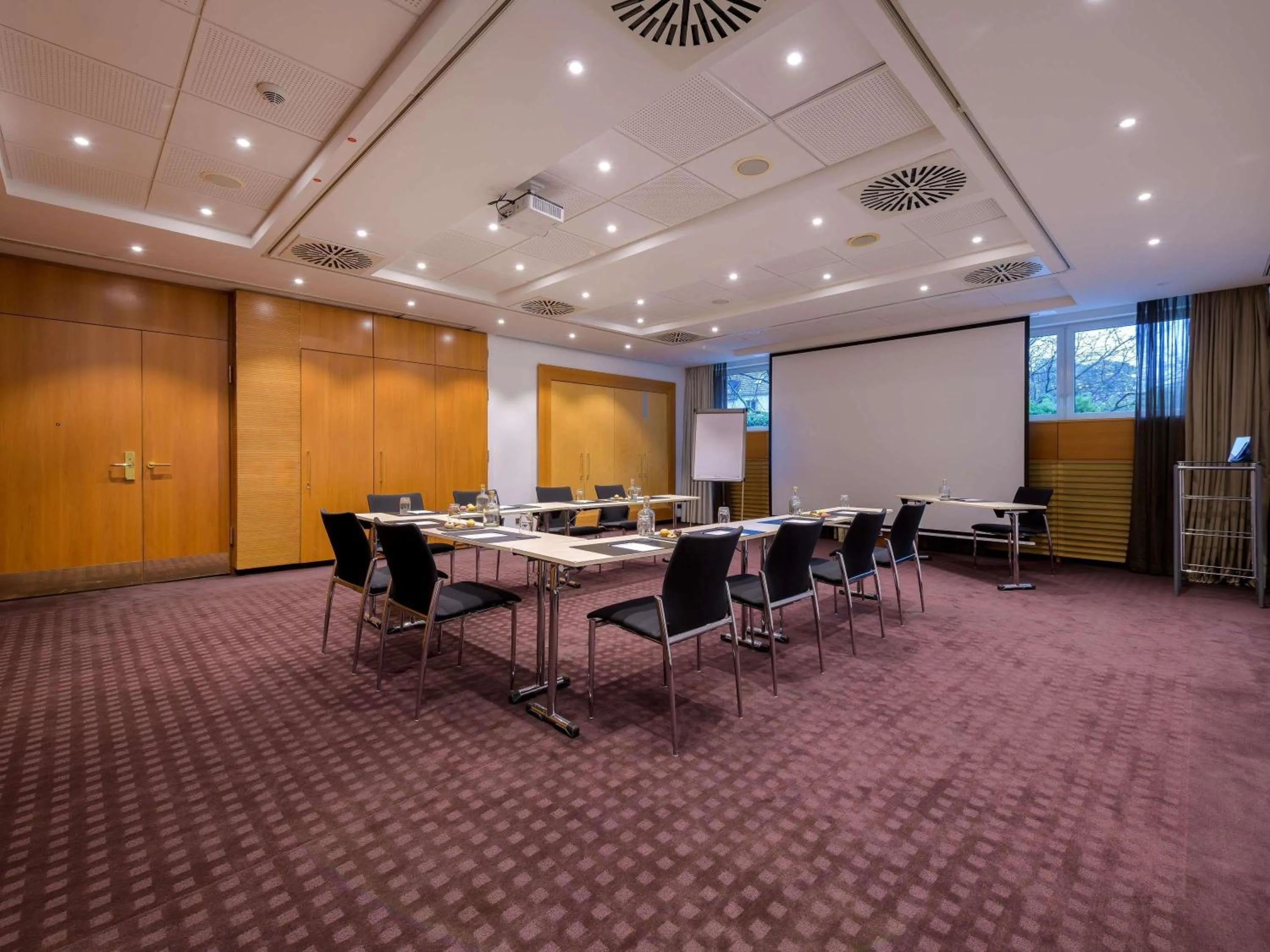 Meeting/conference room in Pullman Cologne