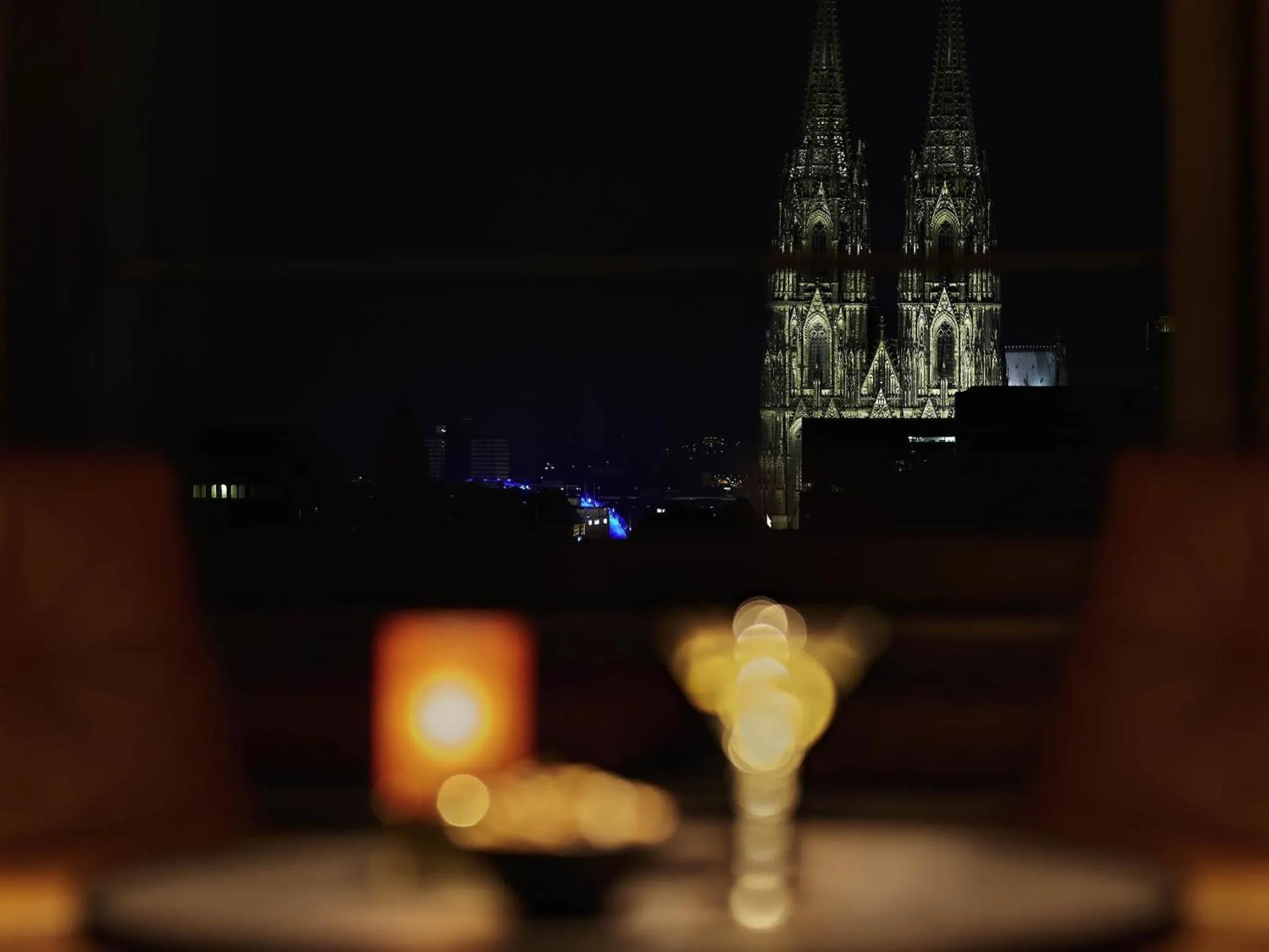 Lounge or bar in Pullman Cologne