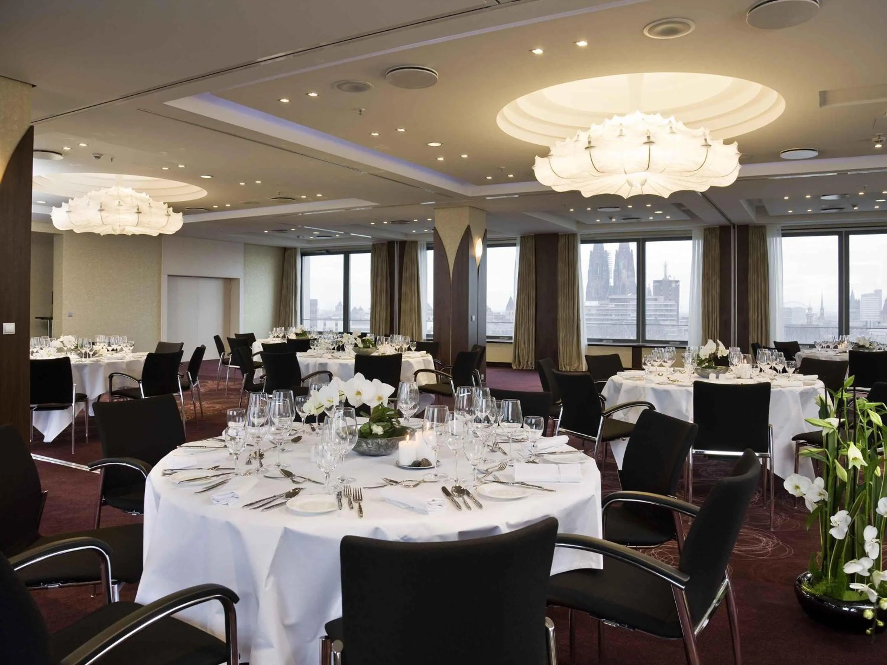 Meeting/conference room in Pullman Cologne