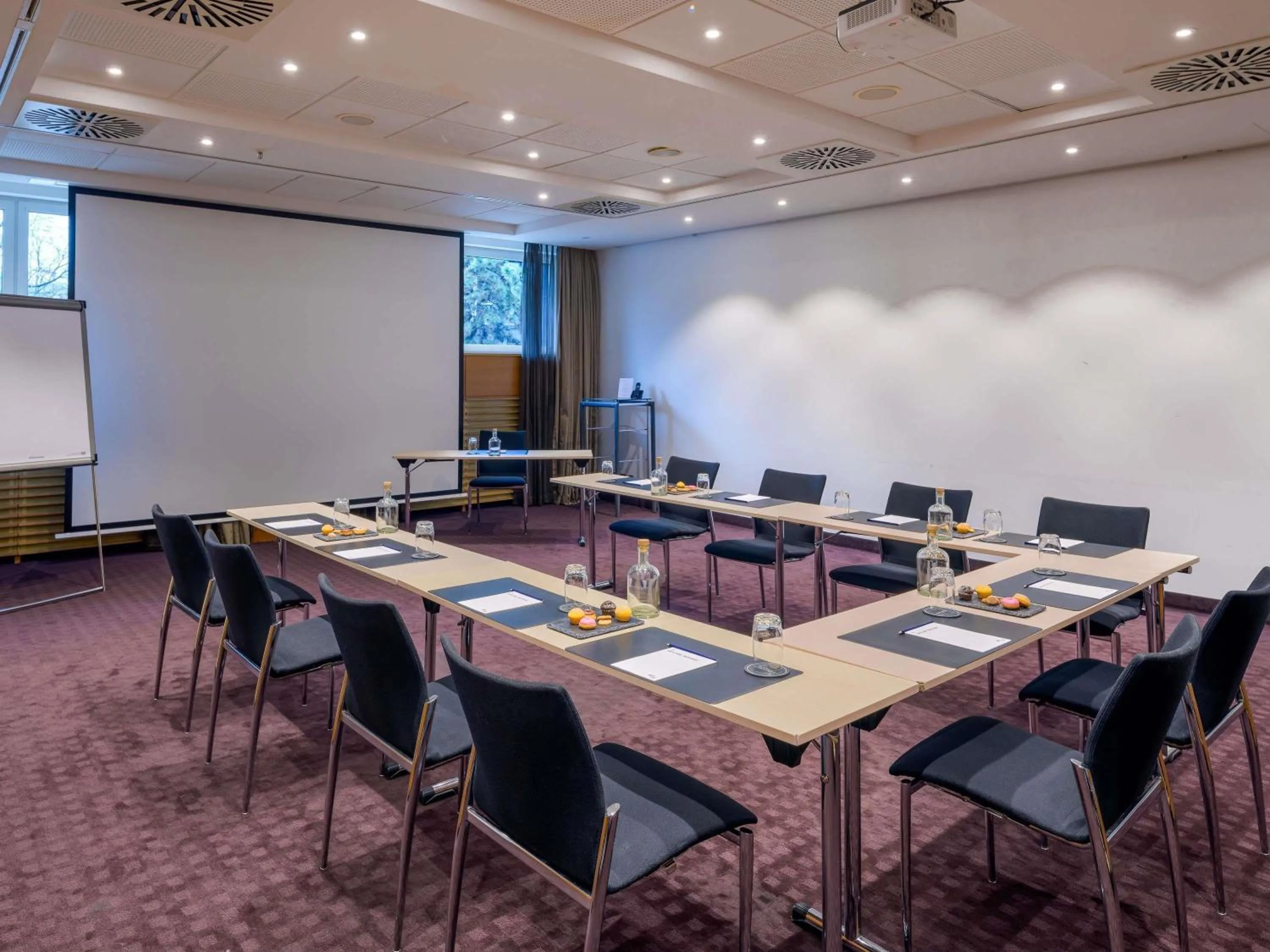 Meeting/conference room in Pullman Cologne