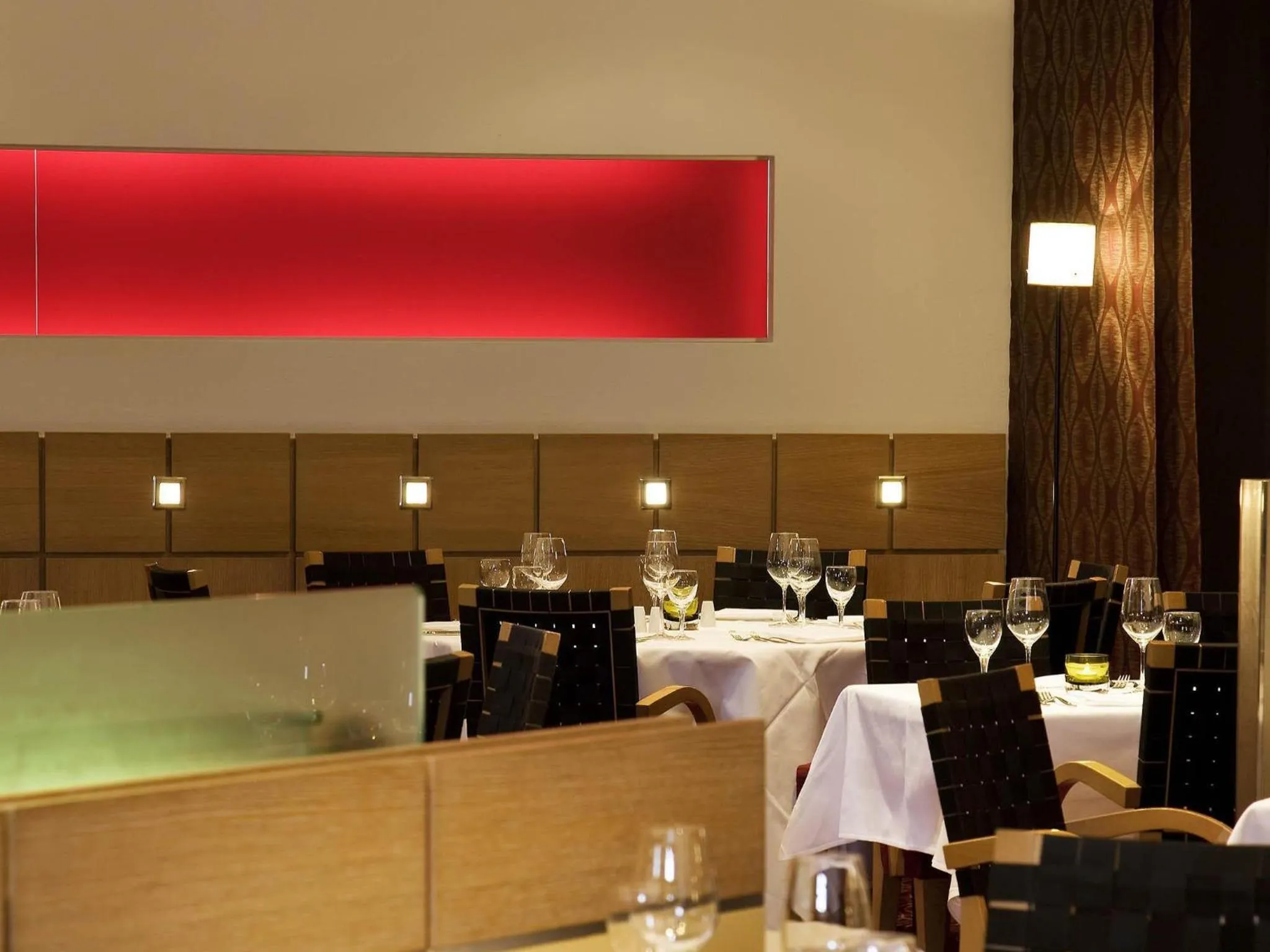 Restaurant/places to eat in Pullman Cologne