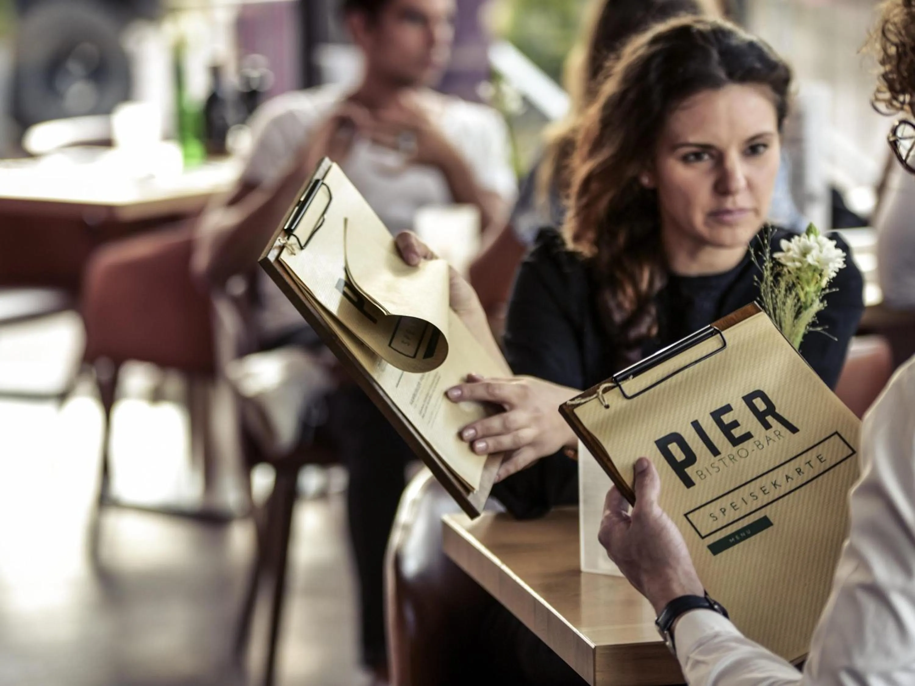 Restaurant/places to eat in Mercure Hotel Hamburg City