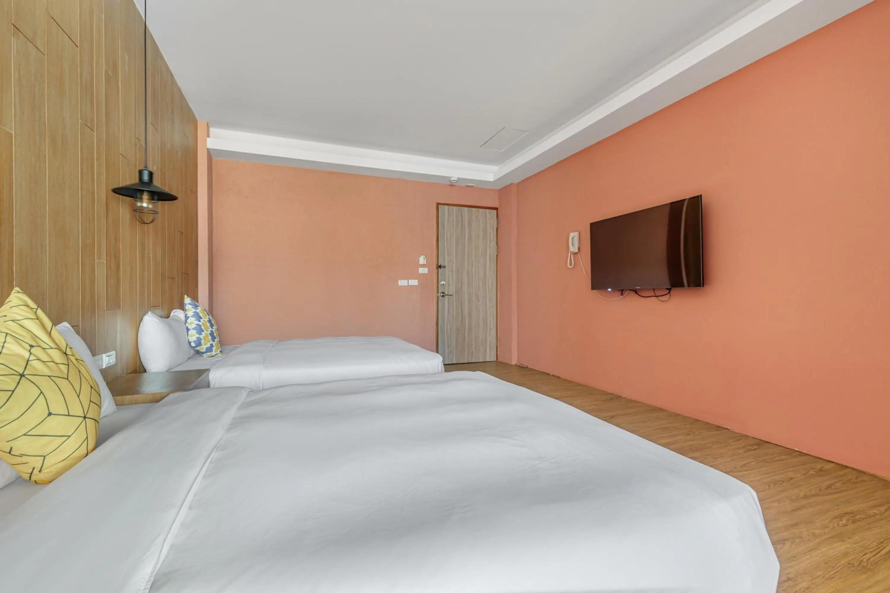 Photo of the whole room, Bed in 35.5 Inn