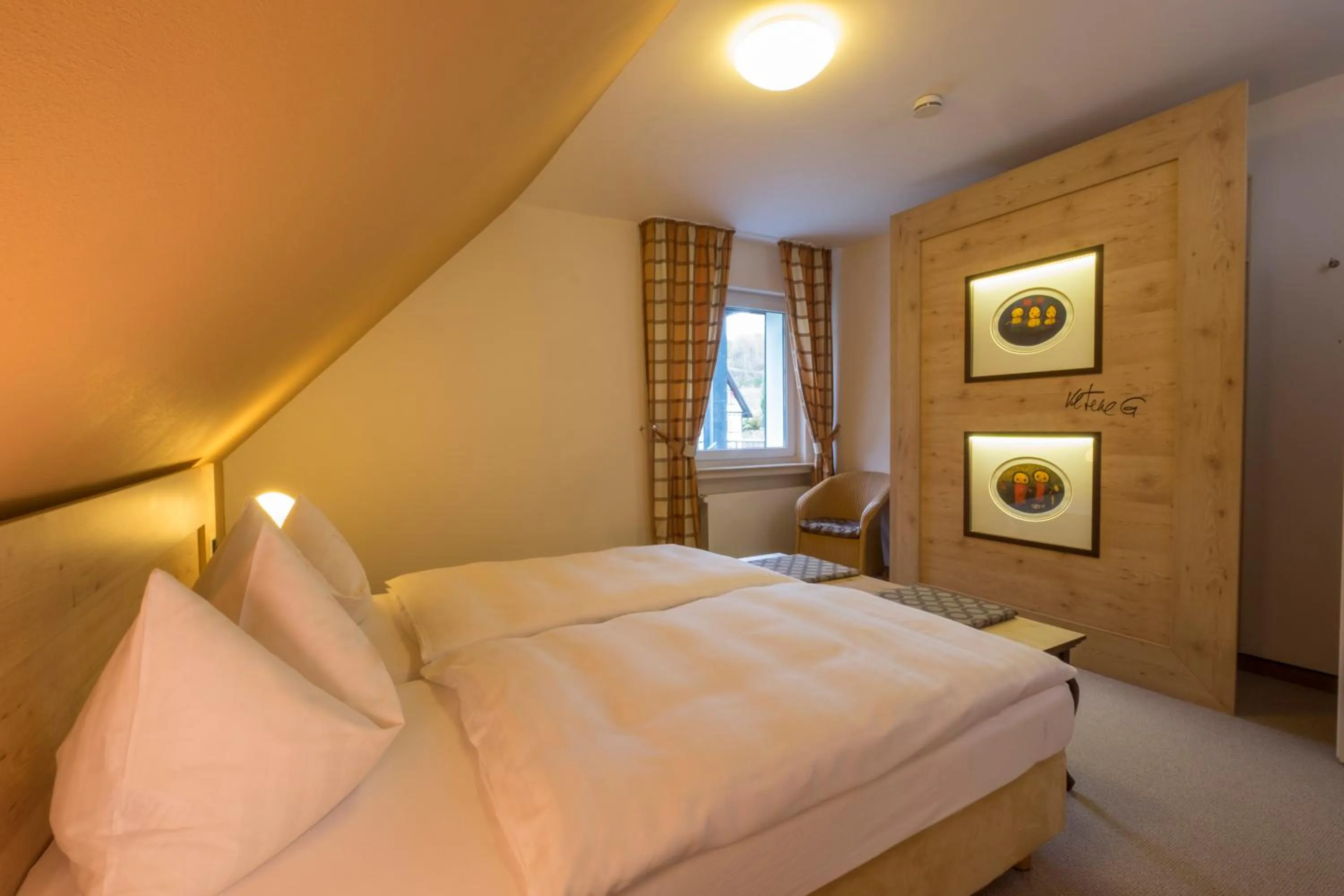 Photo of the whole room, Bed in Hotel im Auerbachtal